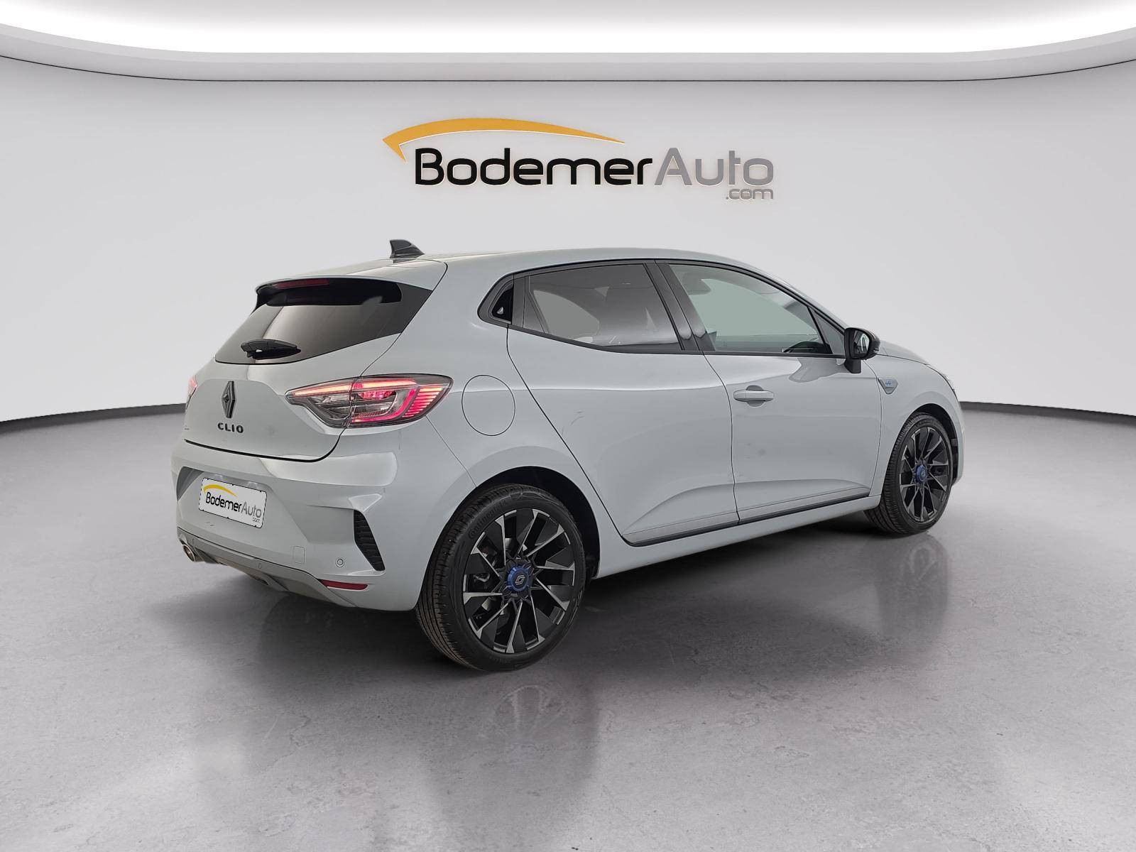 Vente en ligne Renault Clio 5 Clio TCe 90 au prix de 18 990 €