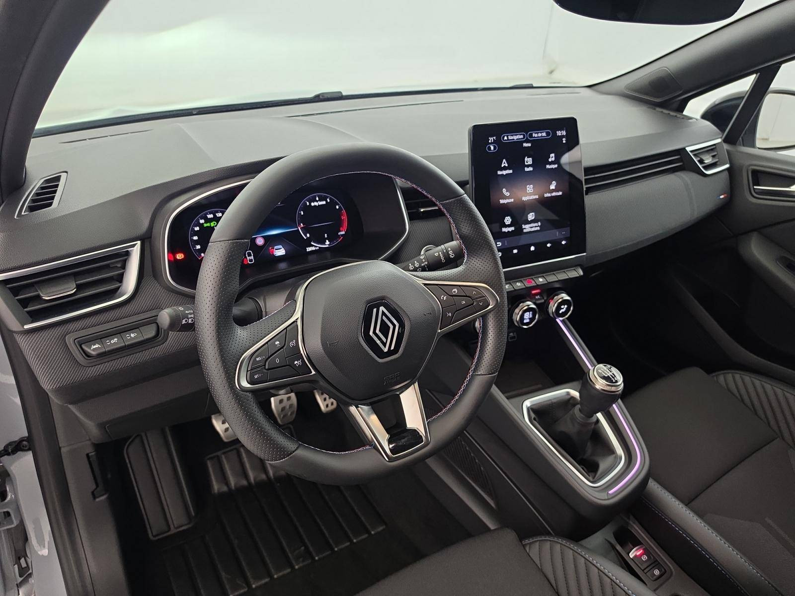 Vente en ligne Renault Clio 5 Clio TCe 90 au prix de 18 990 €