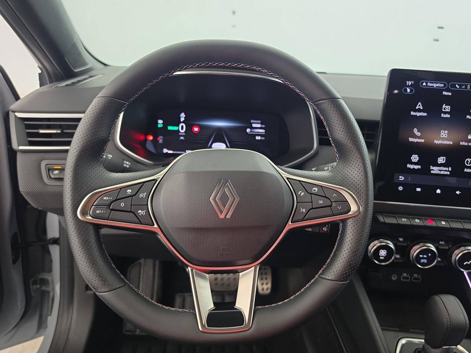 Vente en ligne Renault Clio 5 Clio E-Tech full hybrid 145 ch GSR2 au prix de 22 470 €