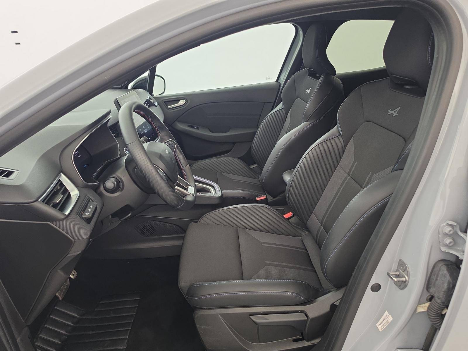 Vente en ligne Renault Clio 5 Clio E-Tech full hybrid 145 ch GSR2 au prix de 22 470 €