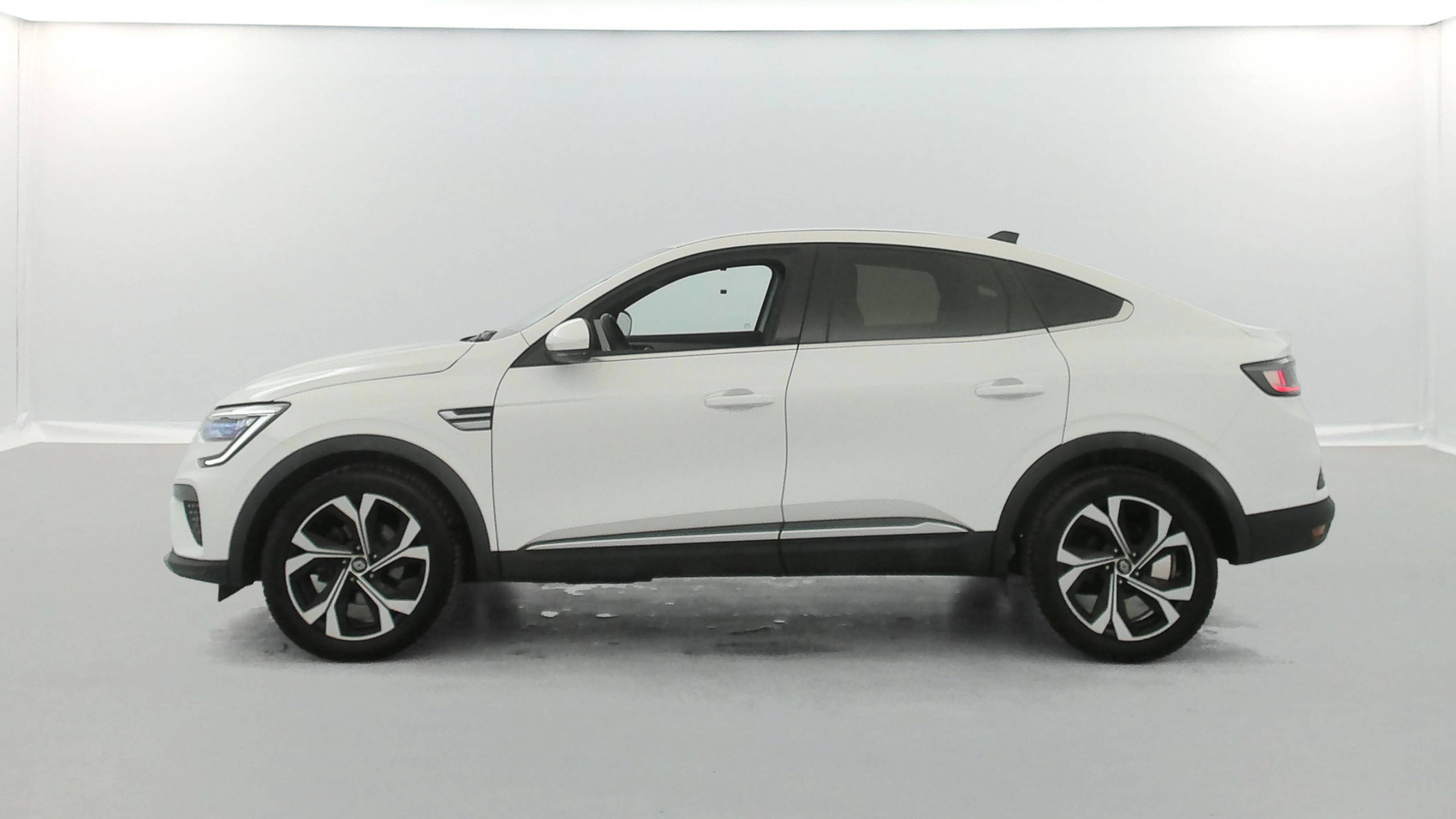 Renault Arkana  E-Tech 145 - 23 occasion de 2024 en vente à Auray