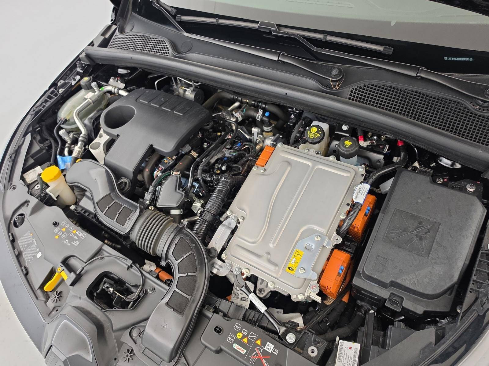Vente en ligne Renault Clio 5 Clio E-Tech full hybrid 145 ch GSR2 au prix de 21 970 €