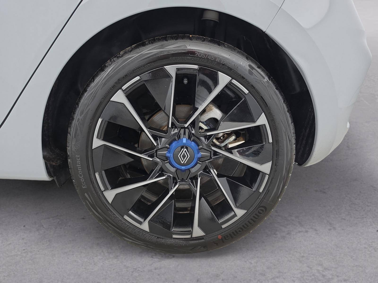 Vente en ligne Renault Clio 5 Clio E-Tech full hybrid 145 ch GSR2 au prix de 22 470 €