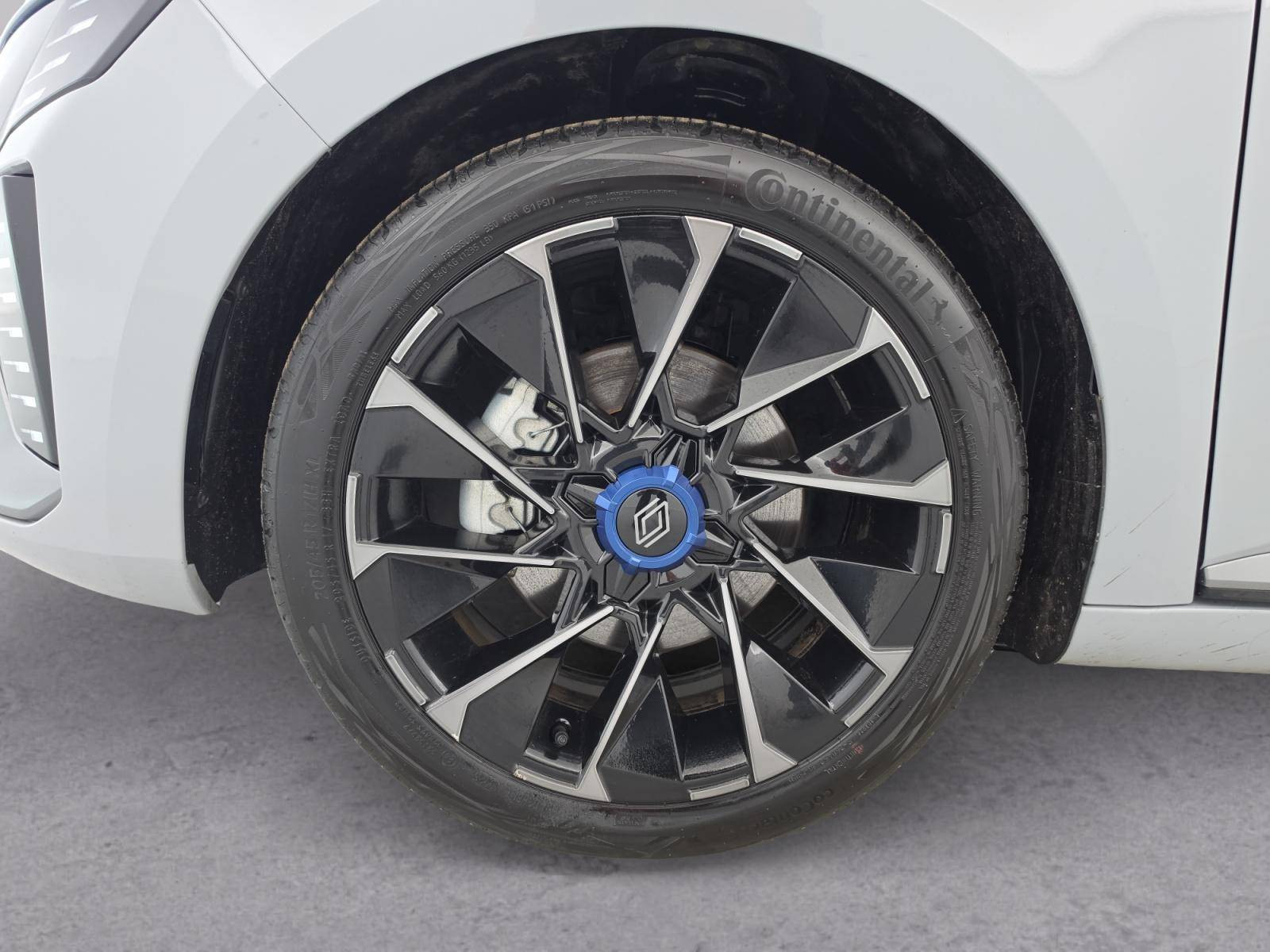 Vente en ligne Renault Clio 5 Clio E-Tech full hybrid 145 ch GSR2 au prix de 22 470 €