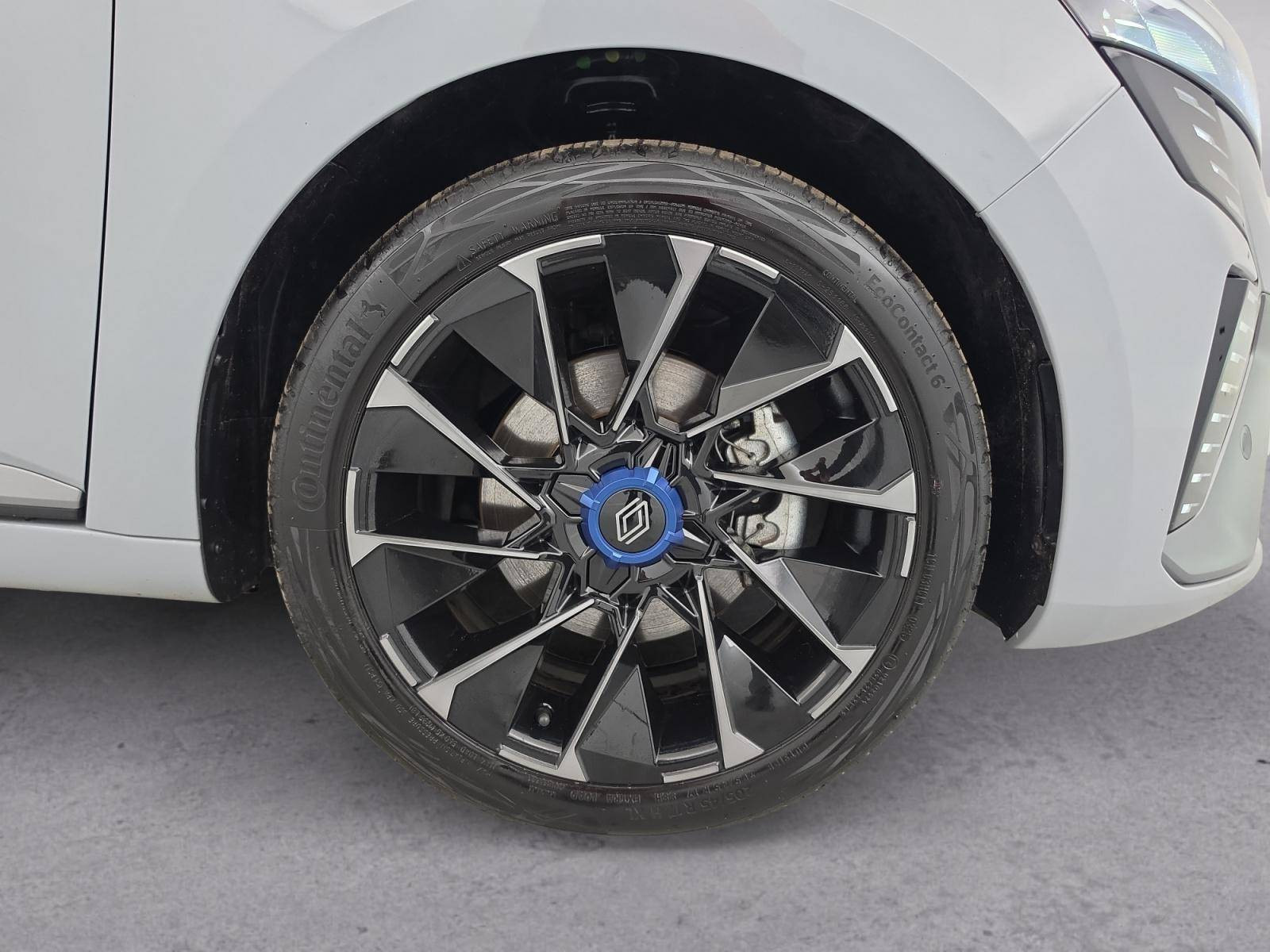 Vente en ligne Renault Clio 5 Clio E-Tech full hybrid 145 ch GSR2 au prix de 22 470 €