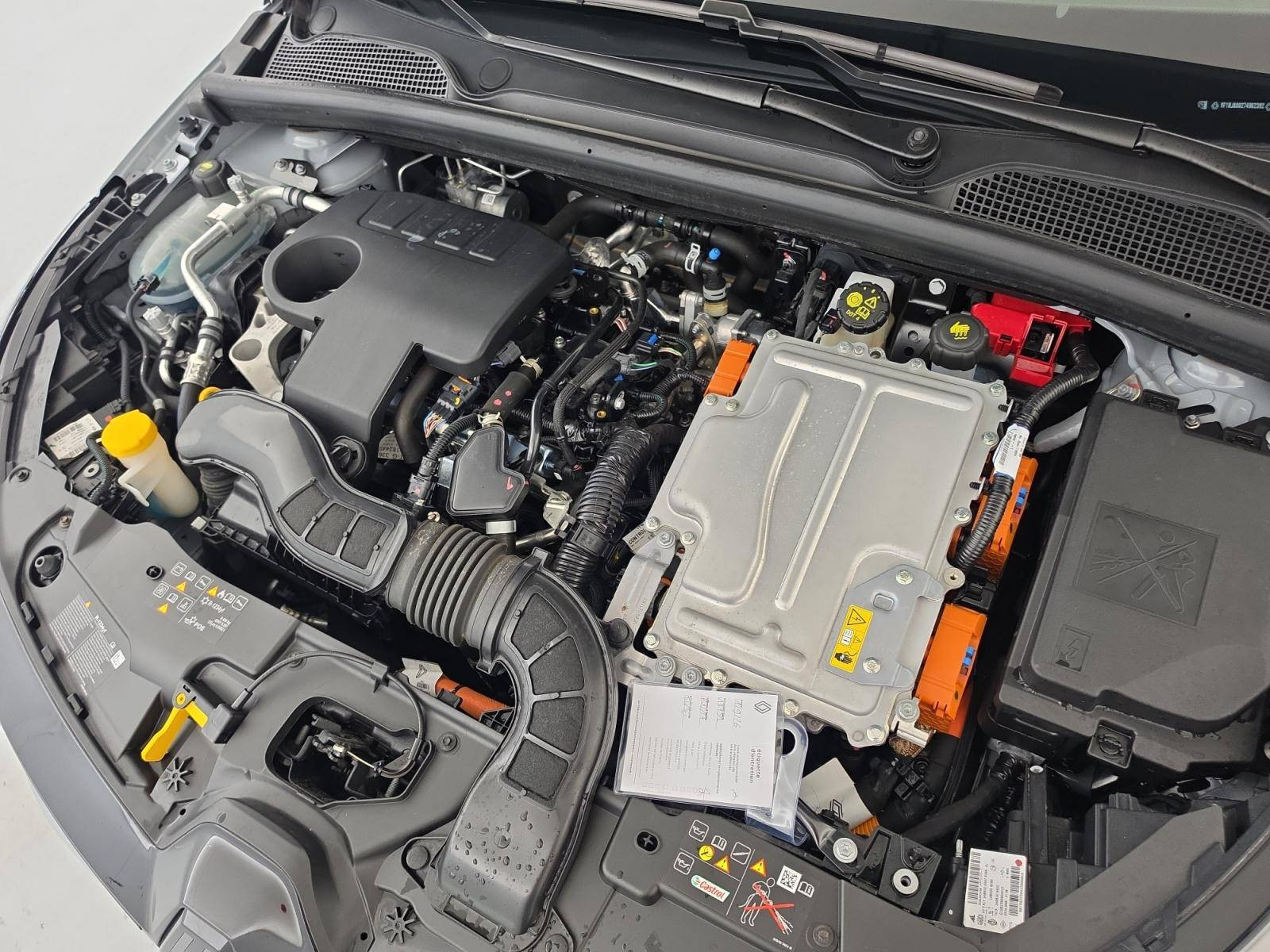 Vente en ligne Renault Clio 5 Clio E-Tech full hybrid 145 ch GSR2 au prix de 22 470 €