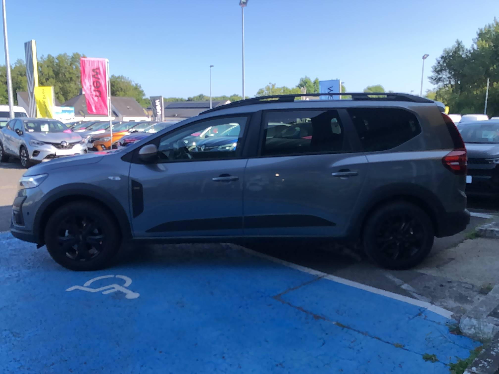 Dacia Jogger  Hybrid 140 7 places GSR2 occasion de 2025 en vente à Auray