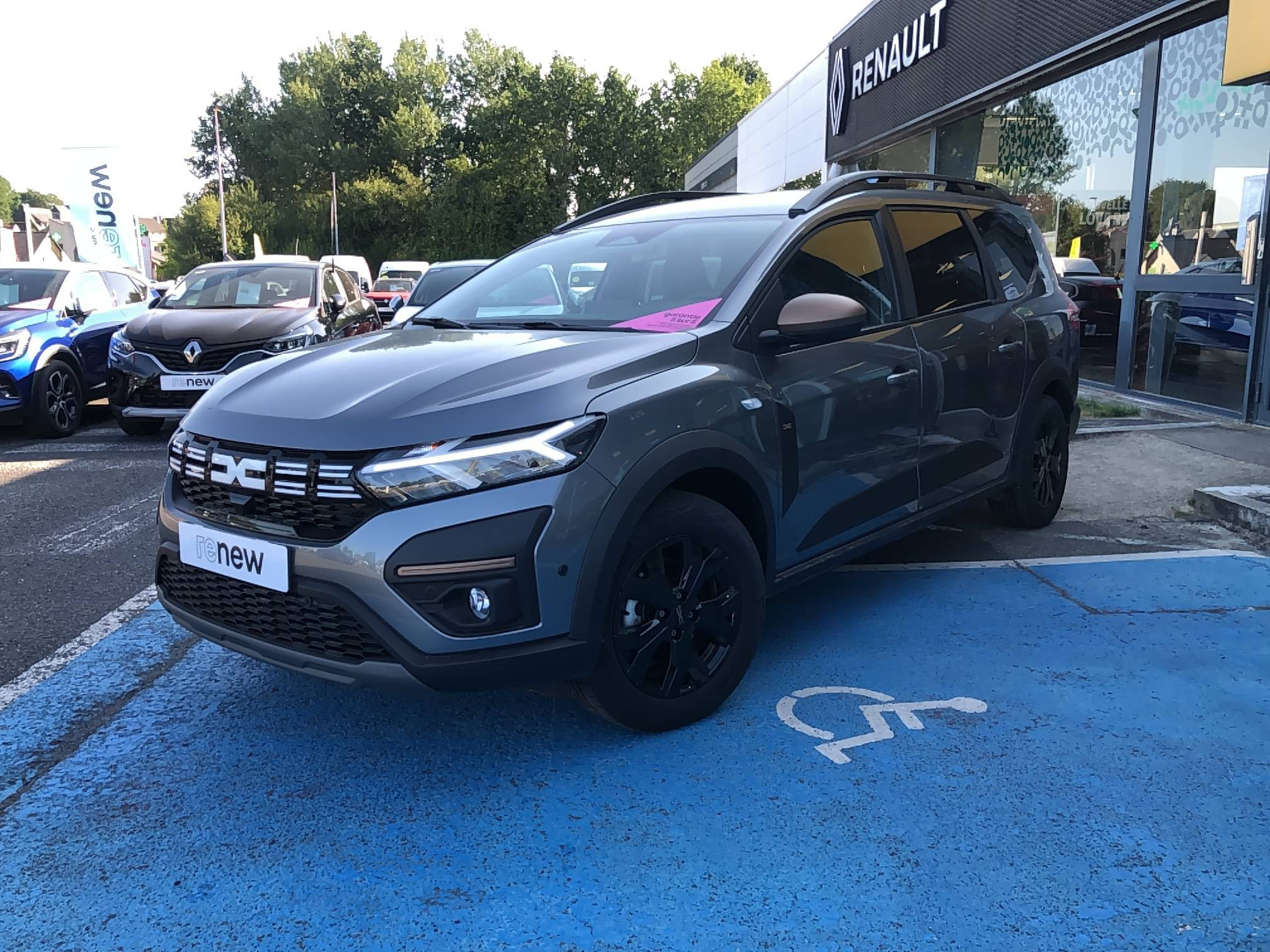 Dacia Jogger  Hybrid 140 7 places GSR2 occasion de 2025 en vente à Auray