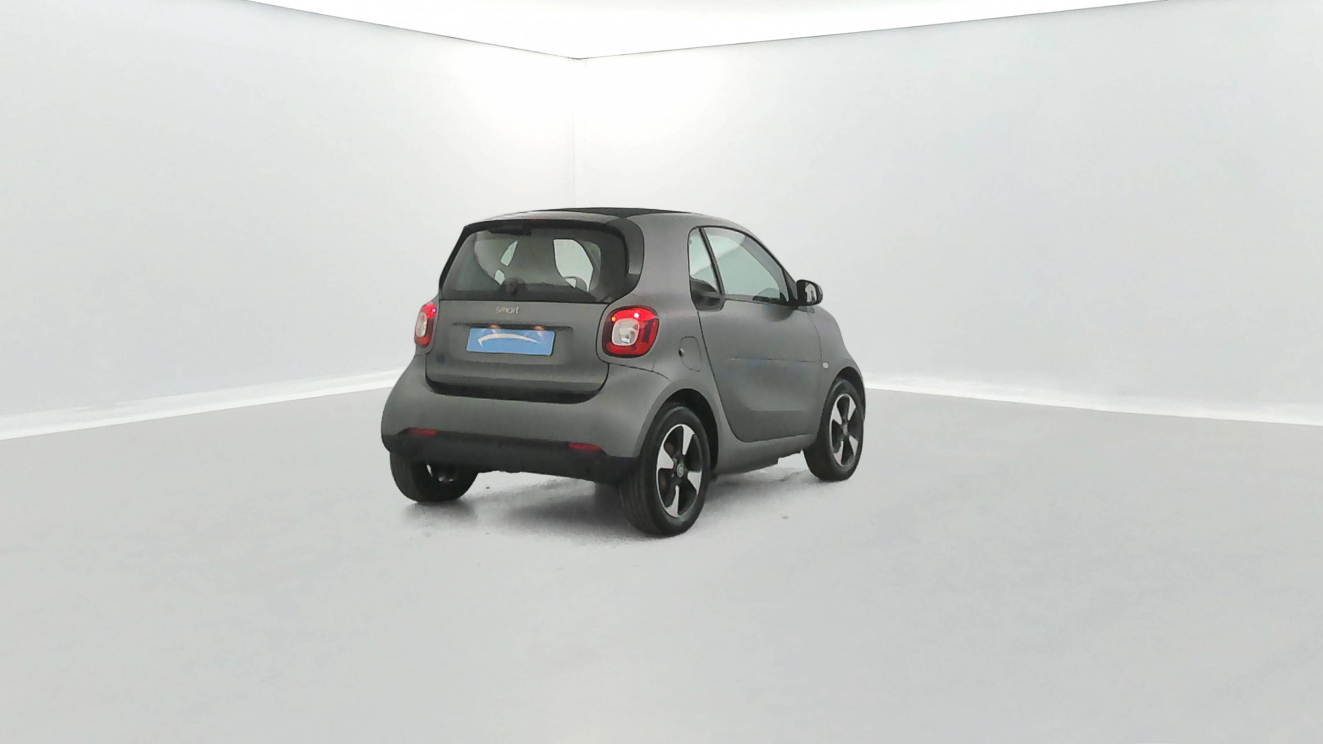 Vente en ligne Smart ForTwo Coupe Fortwo Coupé 82 ch au prix de 14 970 €