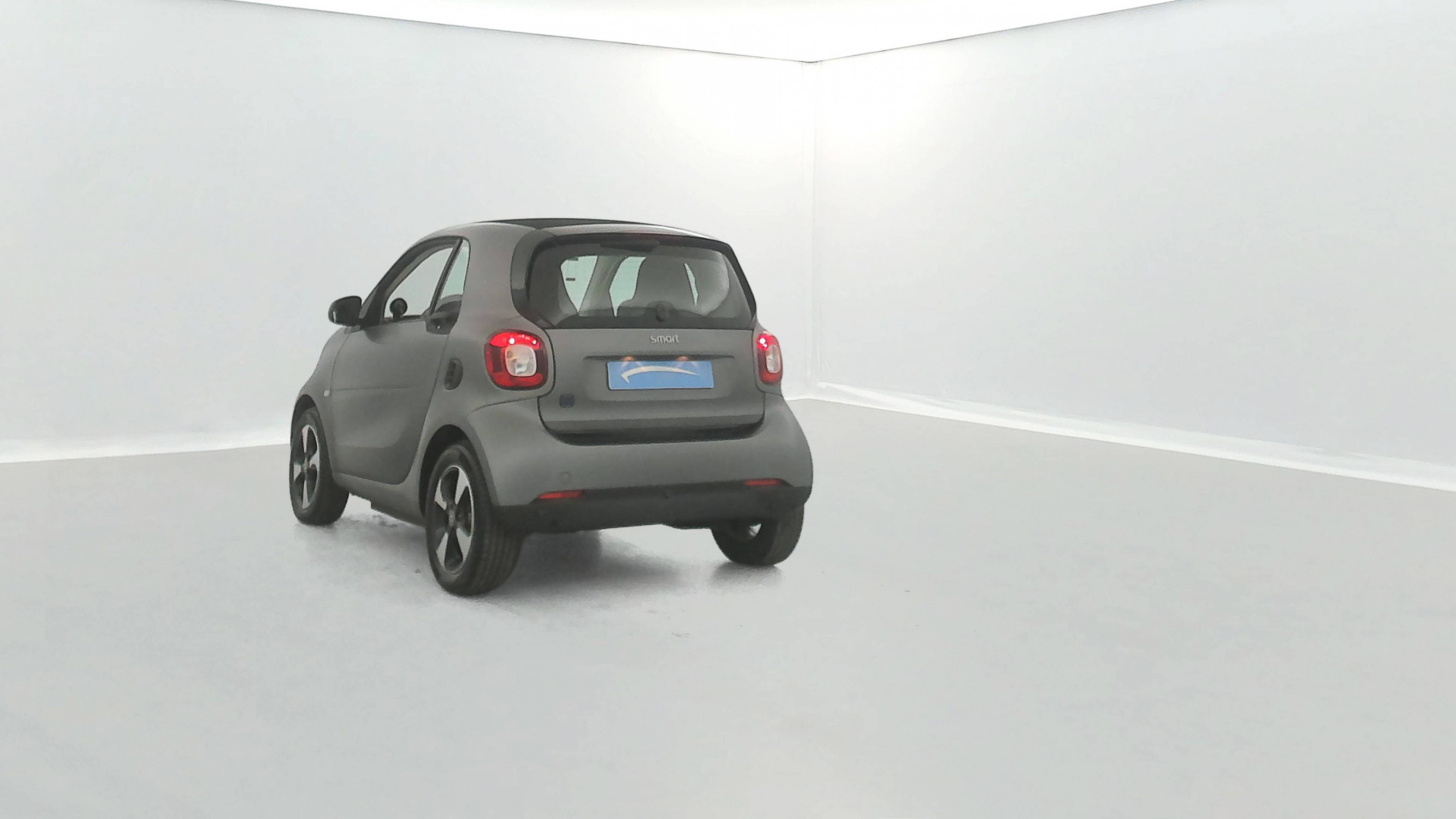 Vente en ligne Smart ForTwo Coupe Fortwo Coupé 82 ch au prix de 14 970 €