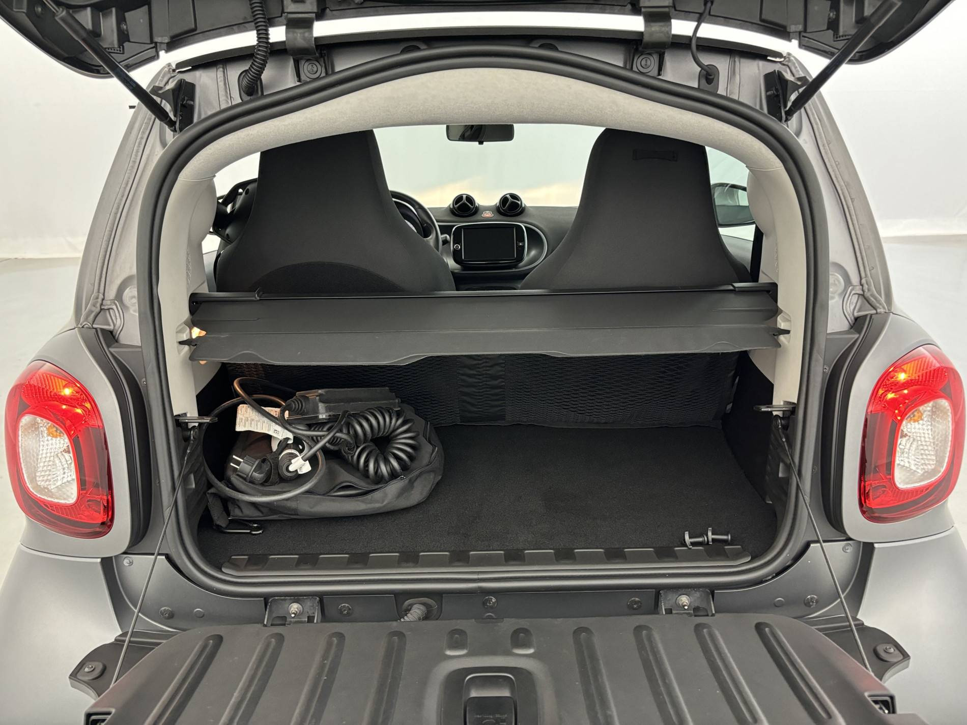 Vente en ligne Smart ForTwo Coupe Fortwo Coupé 82 ch au prix de 14 970 €