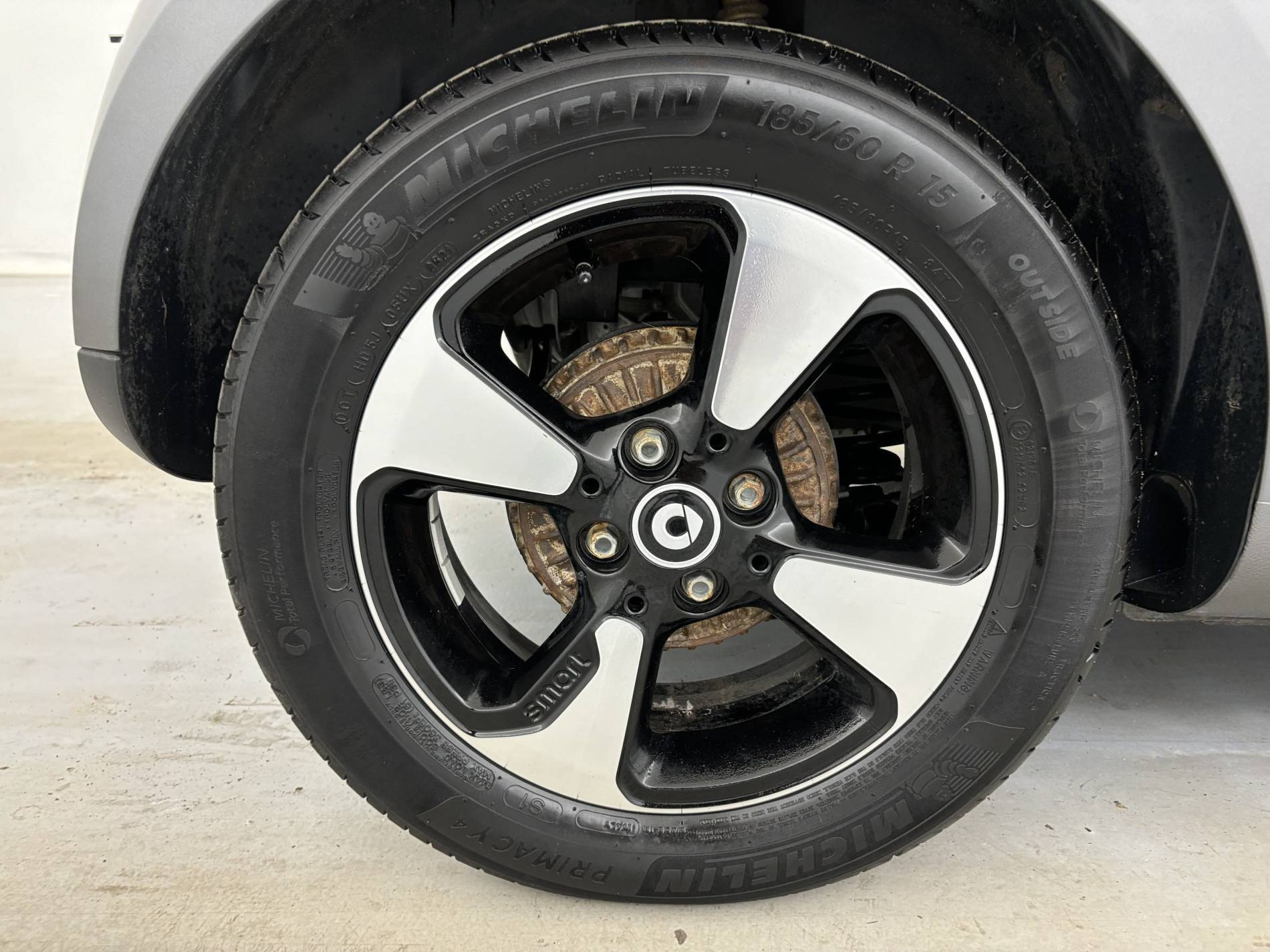 Vente en ligne Smart ForTwo Coupe Fortwo Coupé 82 ch au prix de 14 970 €