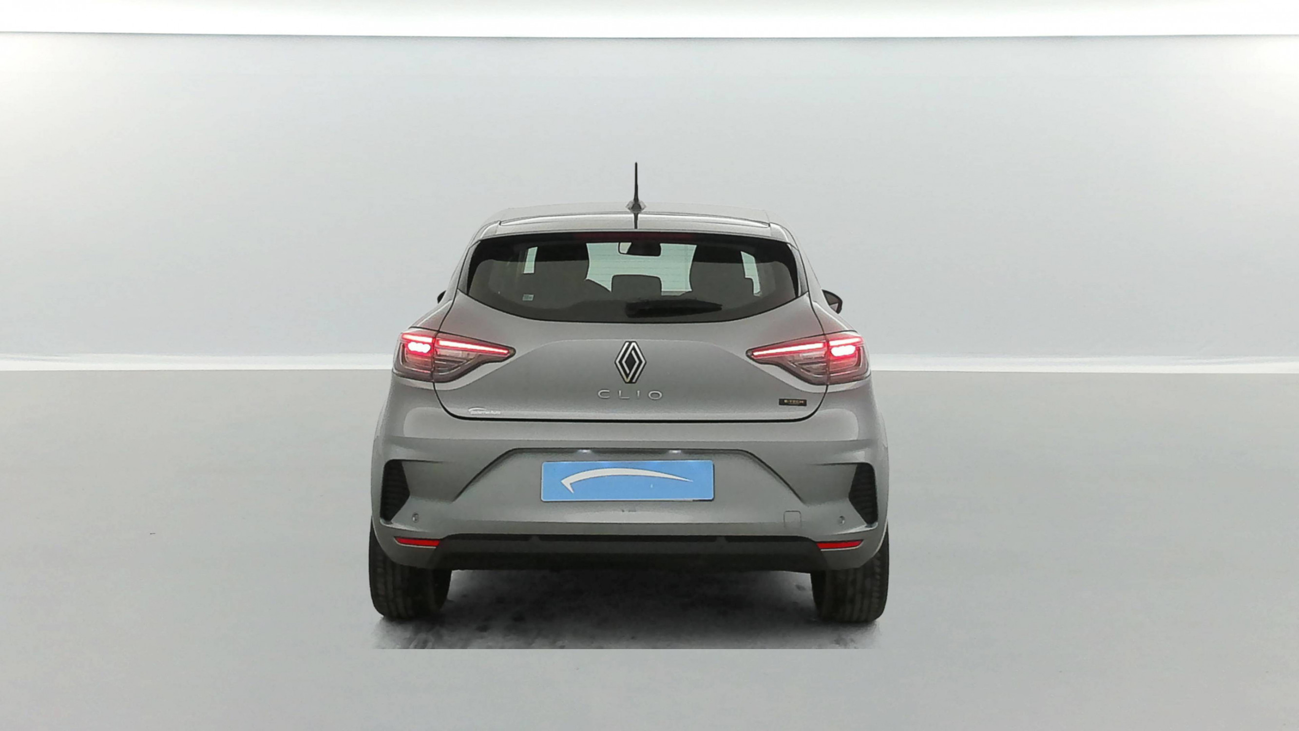 Vente en ligne Renault Clio 5 Clio E-Tech full hybrid 145 ch GSR2 au prix de 18 990 €