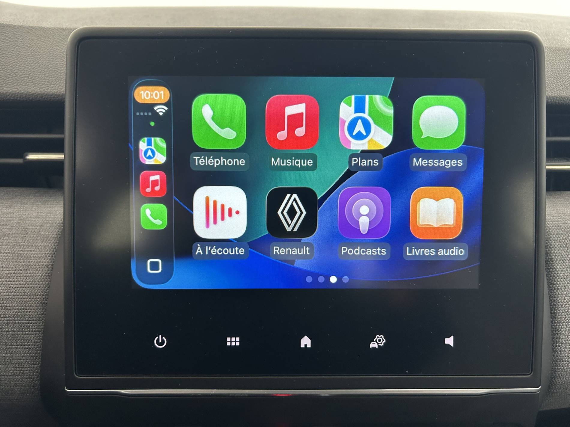 Vente en ligne Renault Clio 5 Clio E-Tech full hybrid 145 au prix de 19 490 €