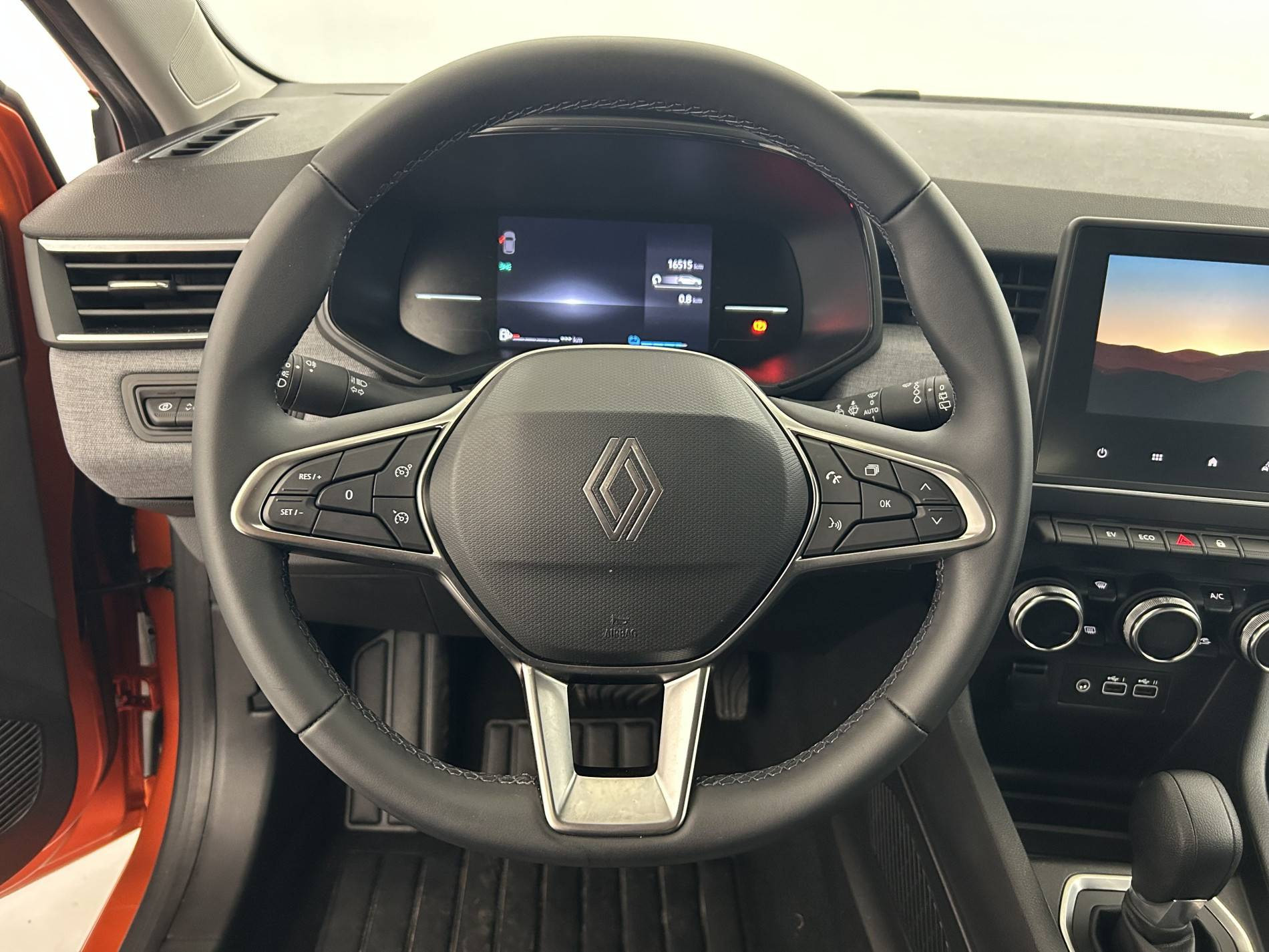 Vente en ligne Renault Clio 5 Clio E-Tech full hybrid 145 au prix de 19 490 €