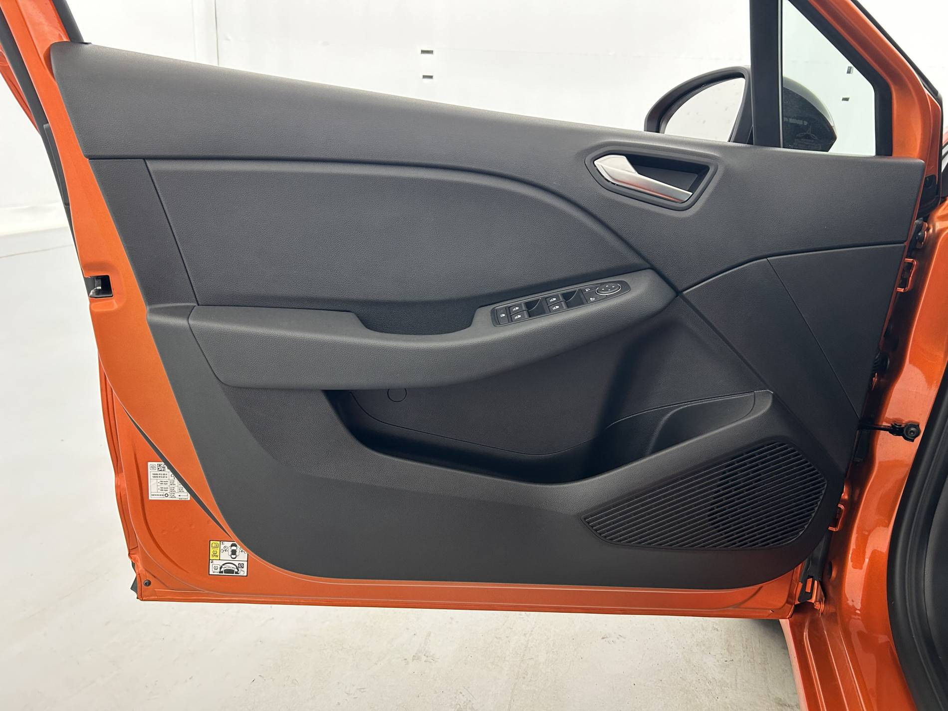 Vente en ligne Renault Clio 5 Clio E-Tech full hybrid 145 au prix de 19 490 €