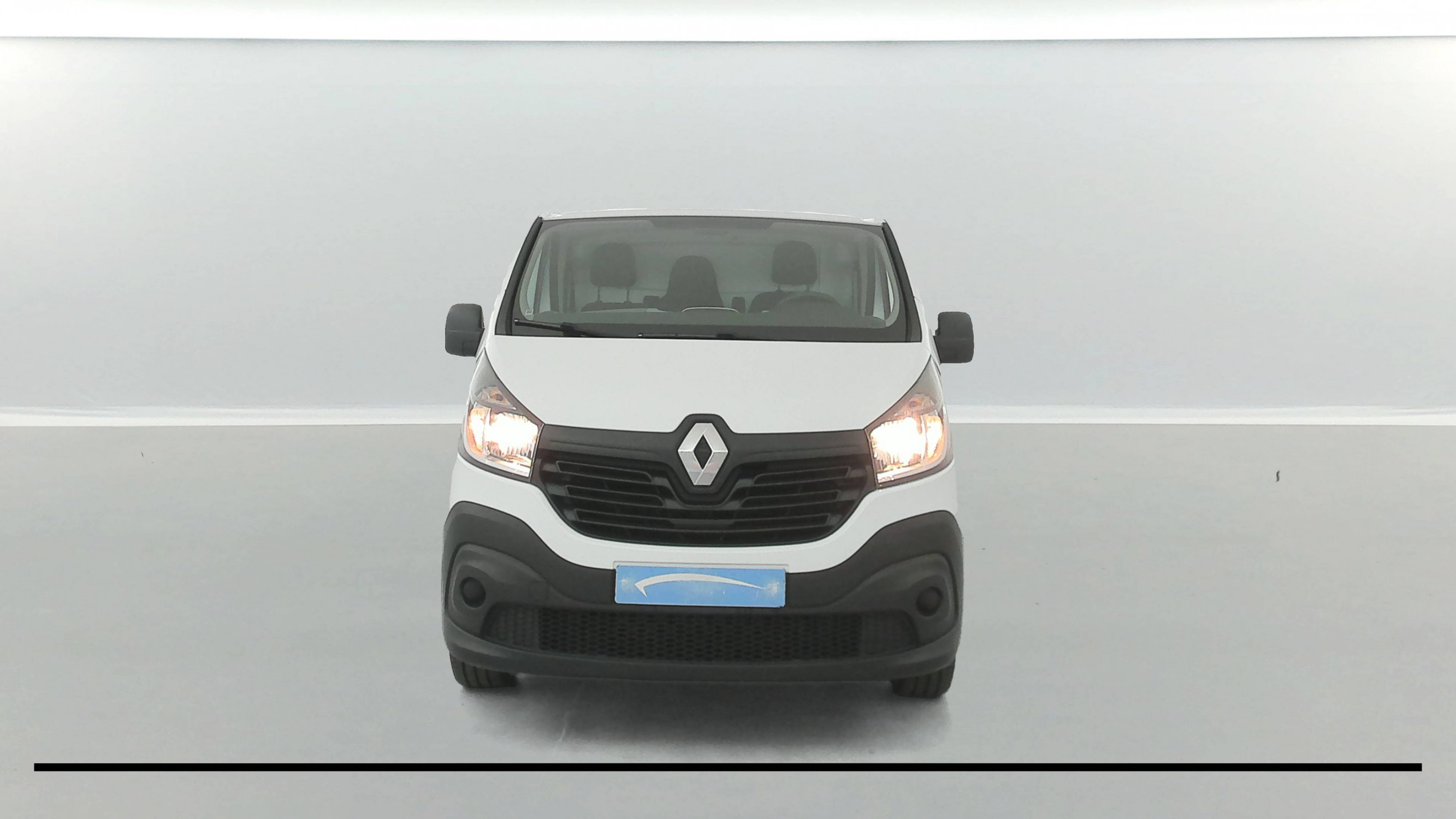 Vente en ligne Renault Trafic 3 Fourgon TRAFIC FGN L1H1 1000 KG DCI 95 E6 STOP&START au prix de 13 990 €