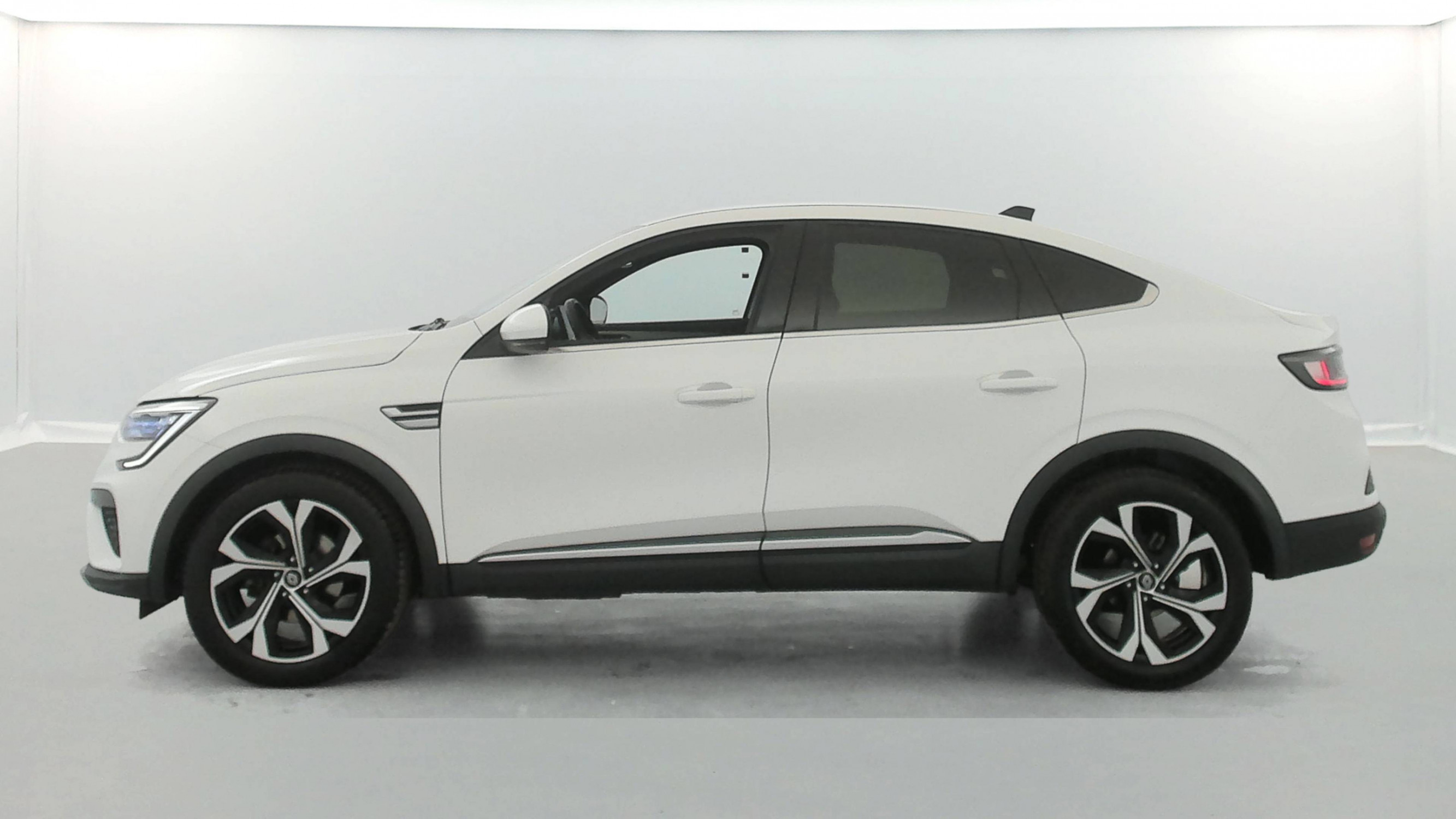 Renault Arkana  E-Tech 145 - 23 occasion de 2023 en vente à Auray