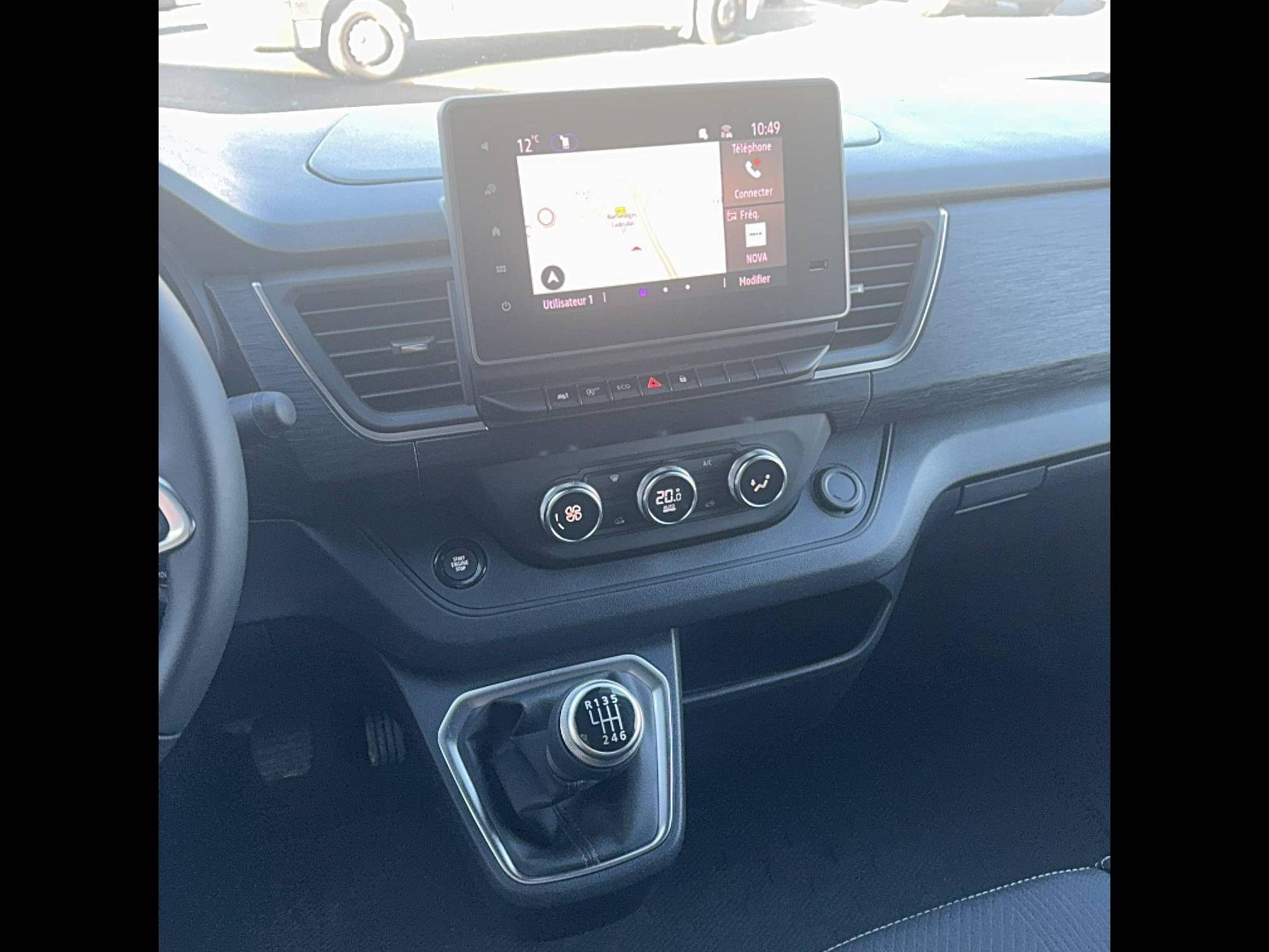 Vente en ligne Renault Trafic Cabine Approfondie TRAFIC CA BLUE DCI 150 L1H1 3T GSR2 au prix de 39 900 €