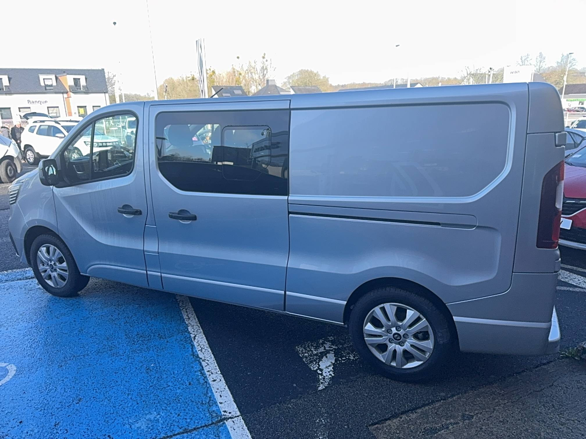 Renault Trafic Cabine Approfondie TRAFIC CA BLUE DCI 150 L1H1 3T GSR2 occasion de 2025 en vente à Auray