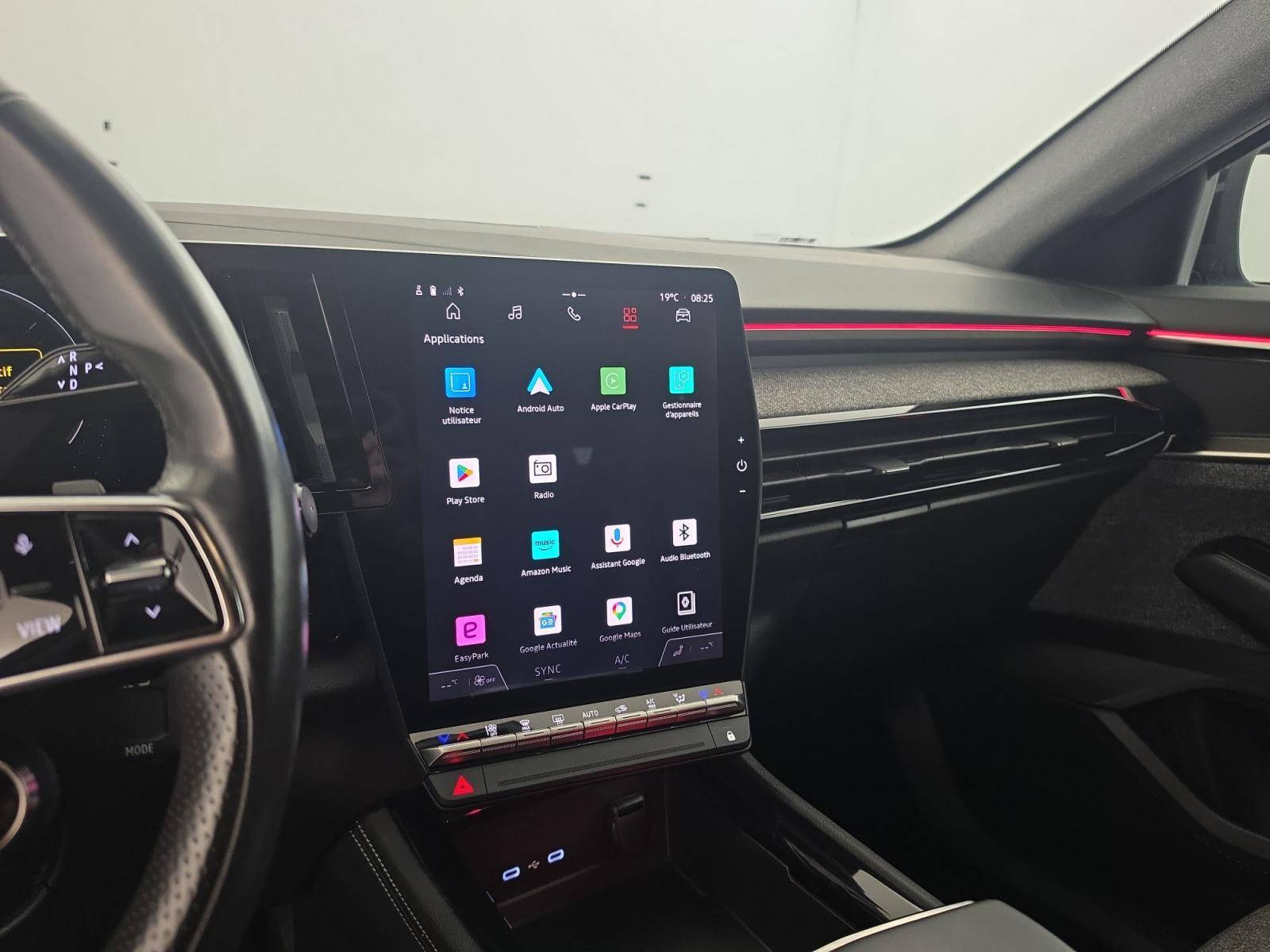 Vente en ligne Renault Espace Espace E-Tech hybrid 200 au prix de 28 990 €