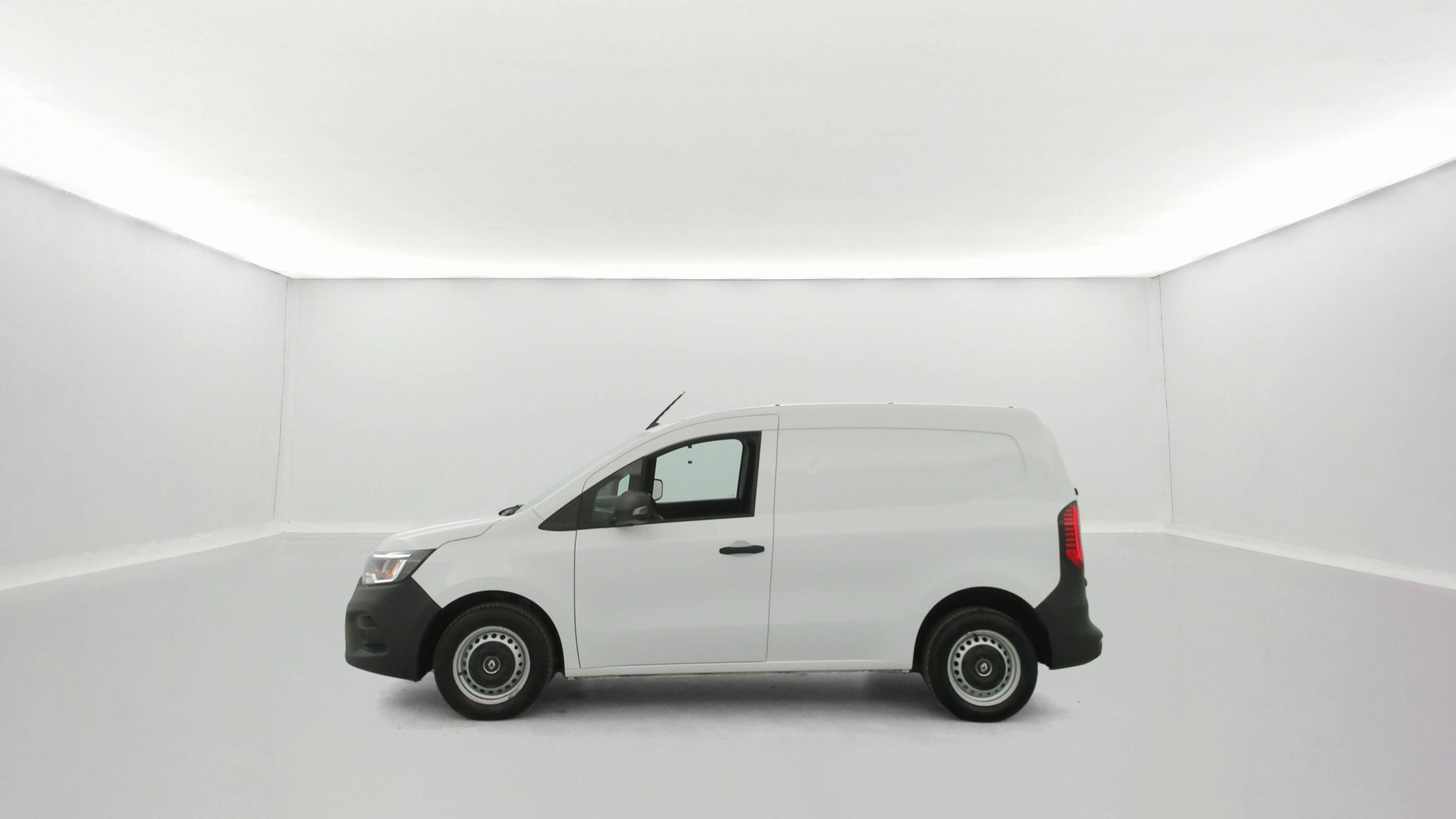 Renault Kangoo Van  BLUE DCI 95 occasion de 2024 en vente à Auray