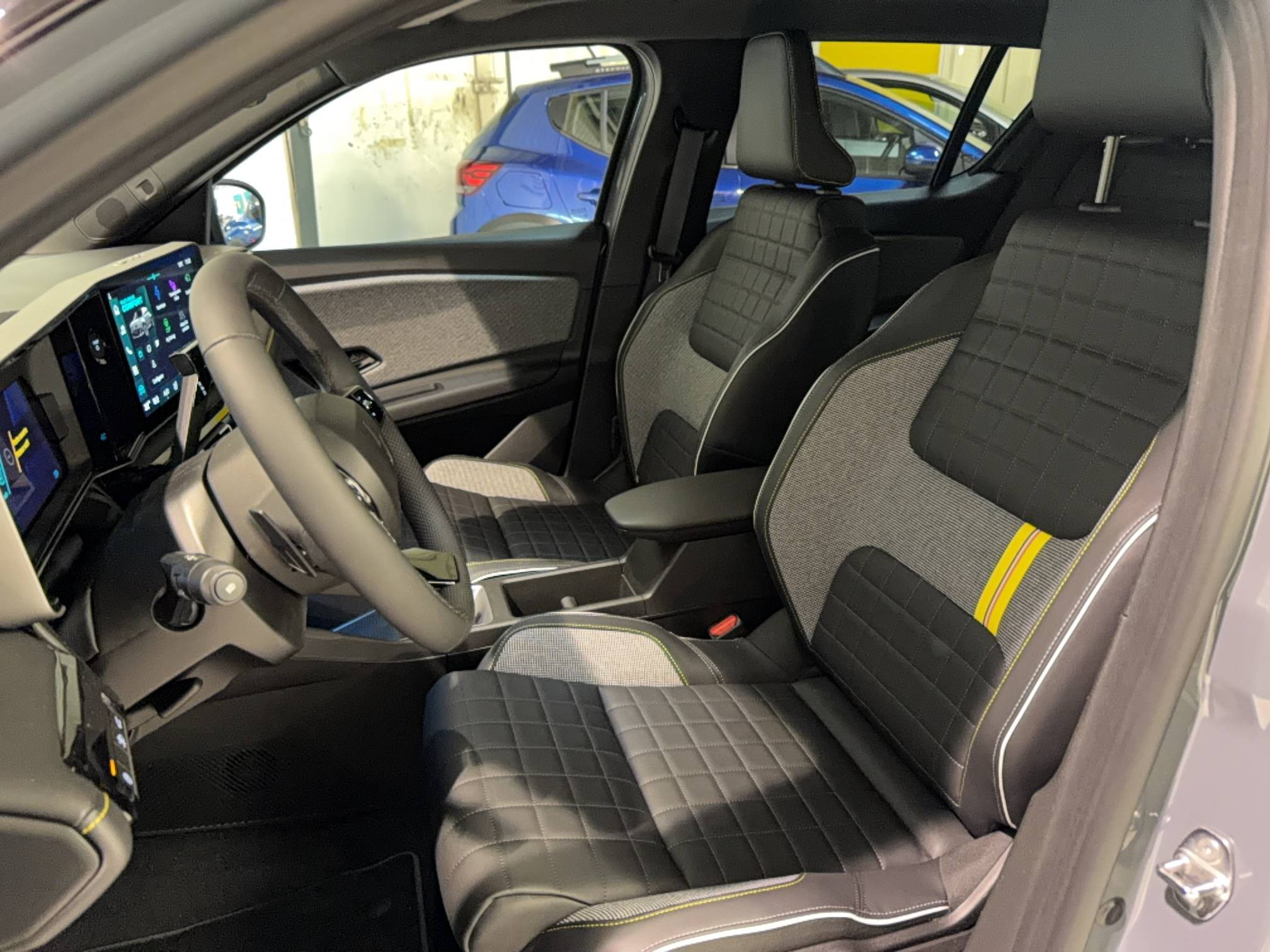 Vente en ligne Renault R4 E-Tech  150 ch autonomie confort au prix de 40 390 €