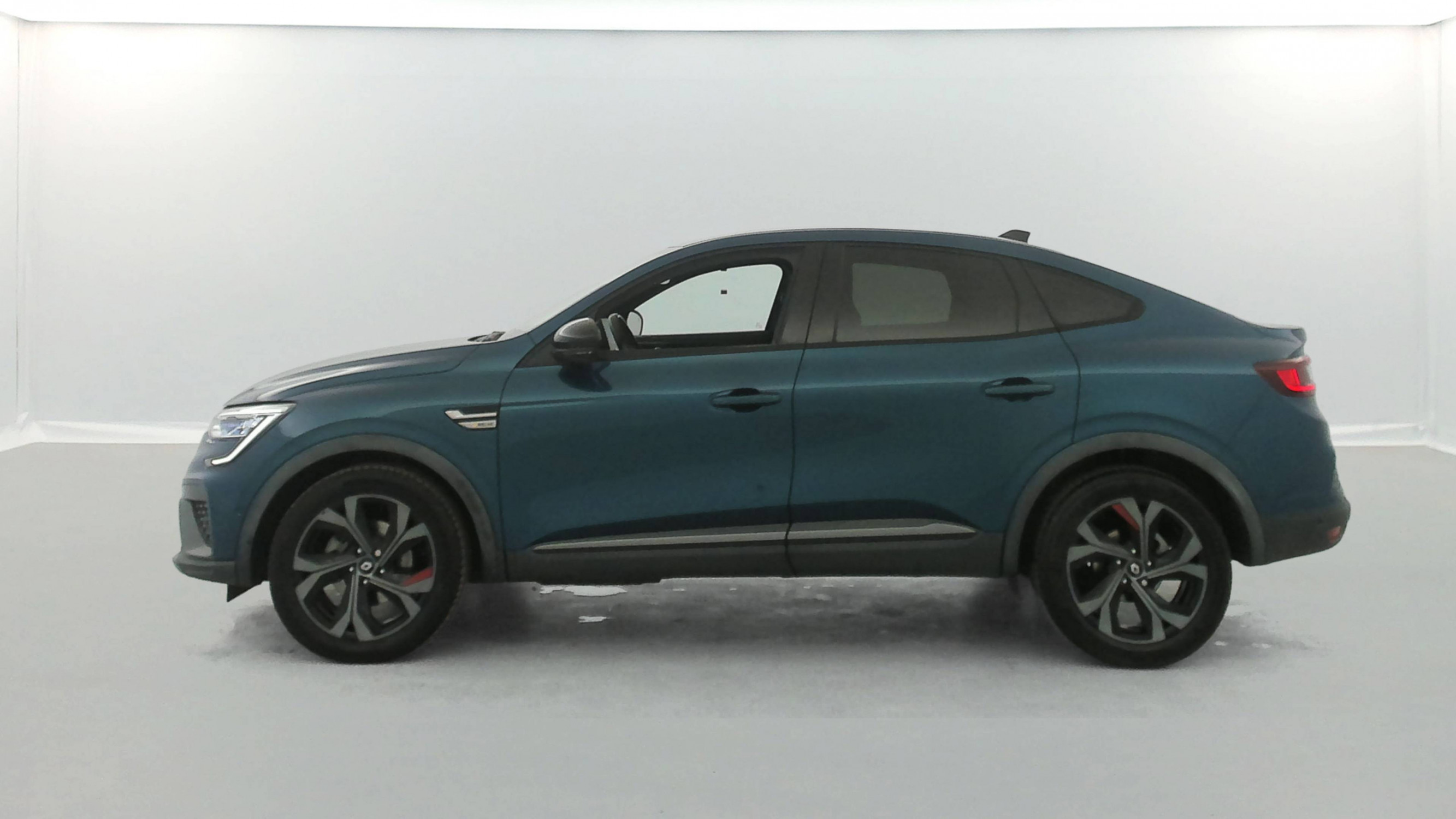Renault Arkana  E-Tech 145 - 21B occasion de 2022 en vente à Auray