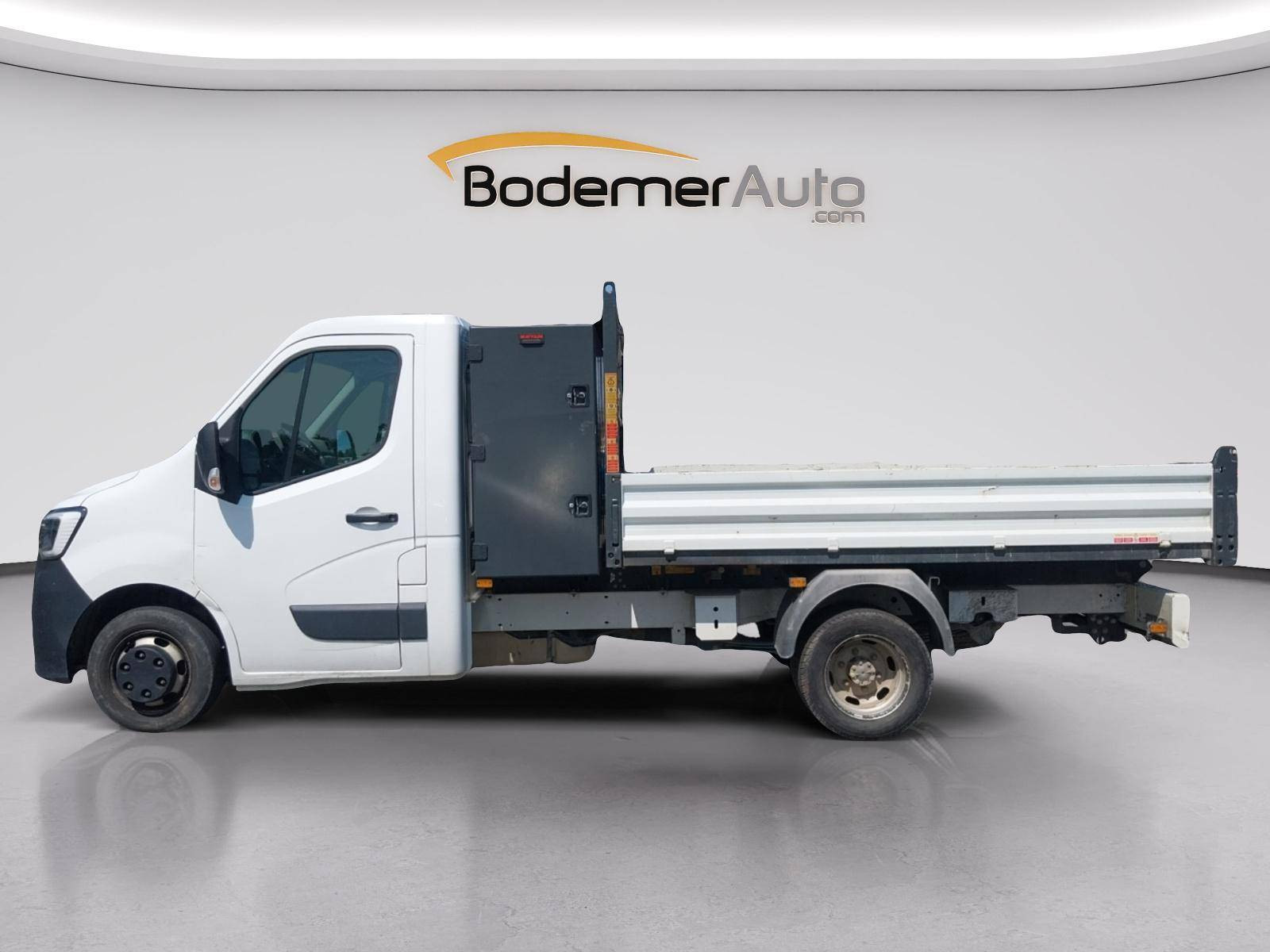 Renault Master Benne MASTER BENNE PROP RJ3500 L3 COFFRE BLUE DCI 145 EURO VI occasion de 2022 en vente à Auray