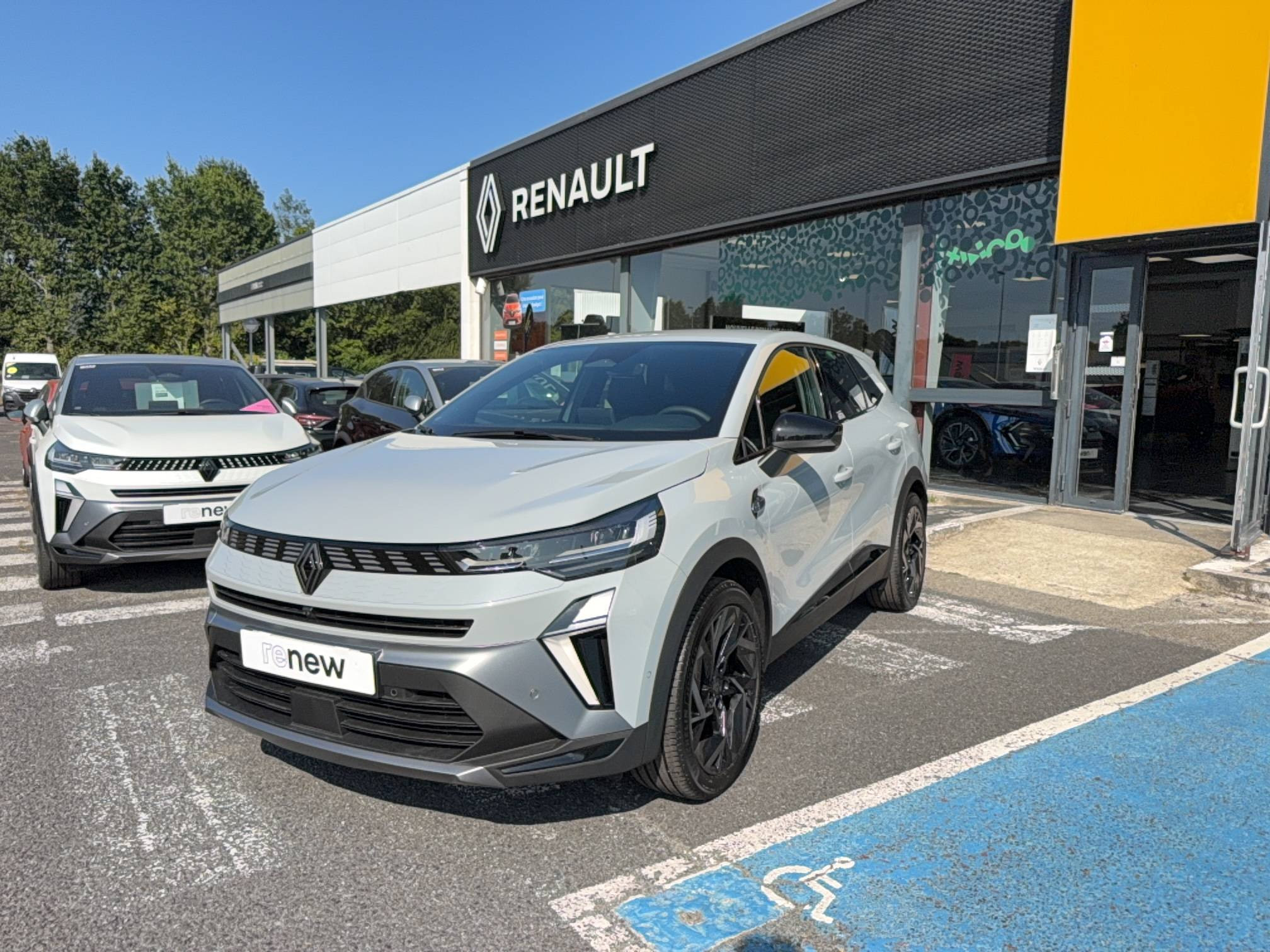 Renault Symbioz  E-Tech full hybrid 160 ch occasion de 2026 en vente à Auray