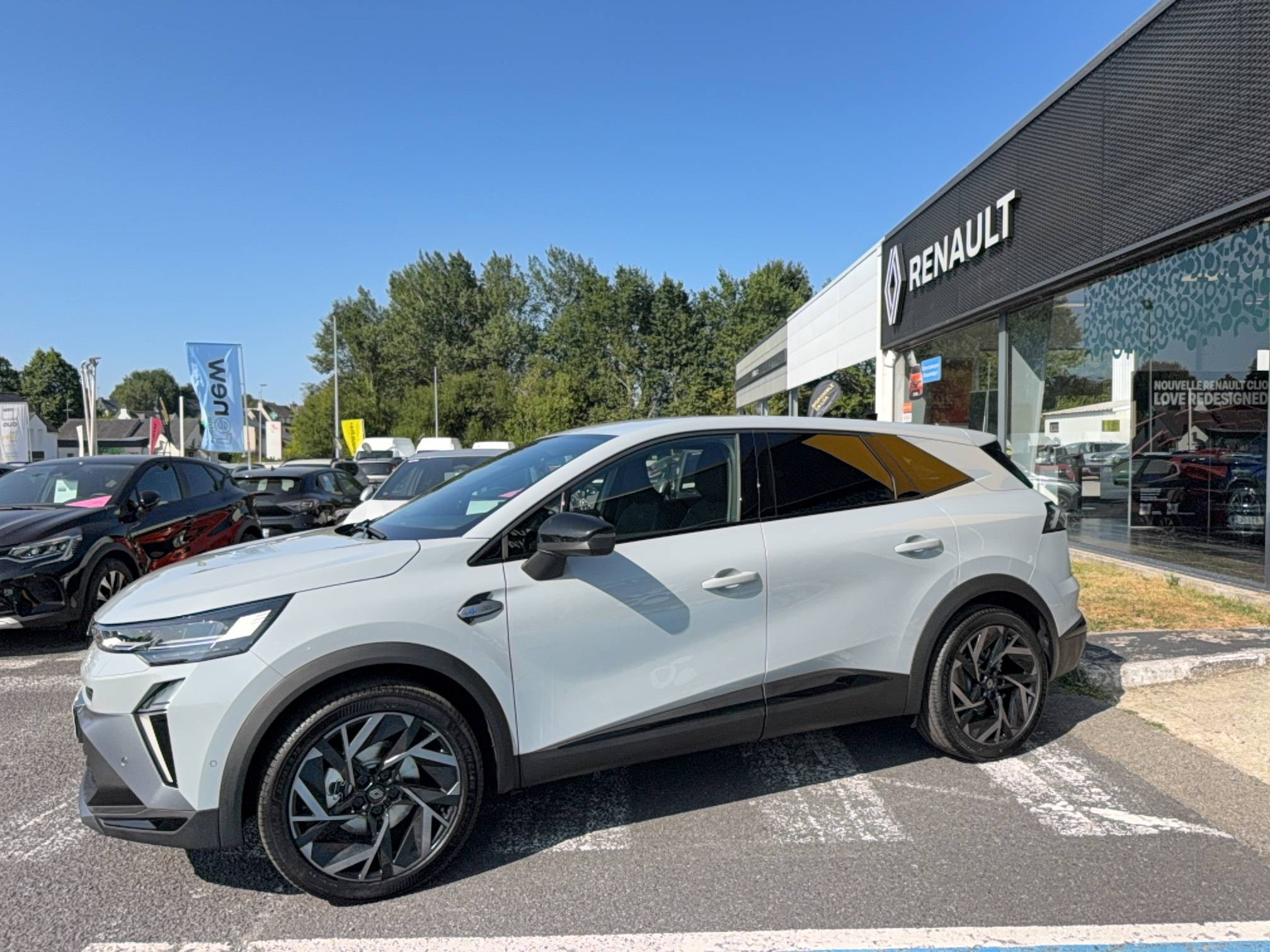 Renault Symbioz  E-Tech full hybrid 160 ch occasion de 2026 en vente à Auray