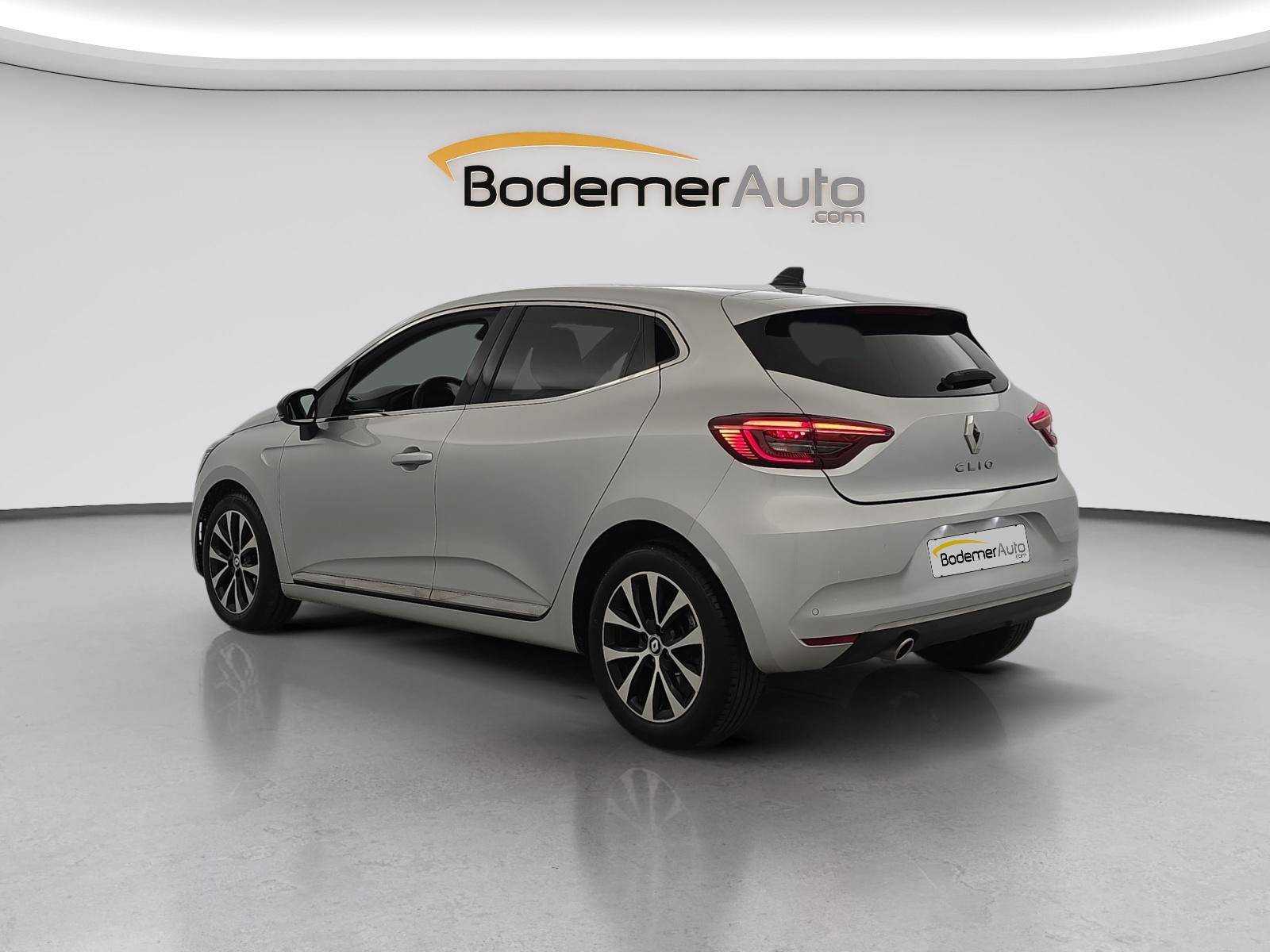 Vente en ligne Renault Clio 5 Clio TCe 90 au prix de 14 490 €
