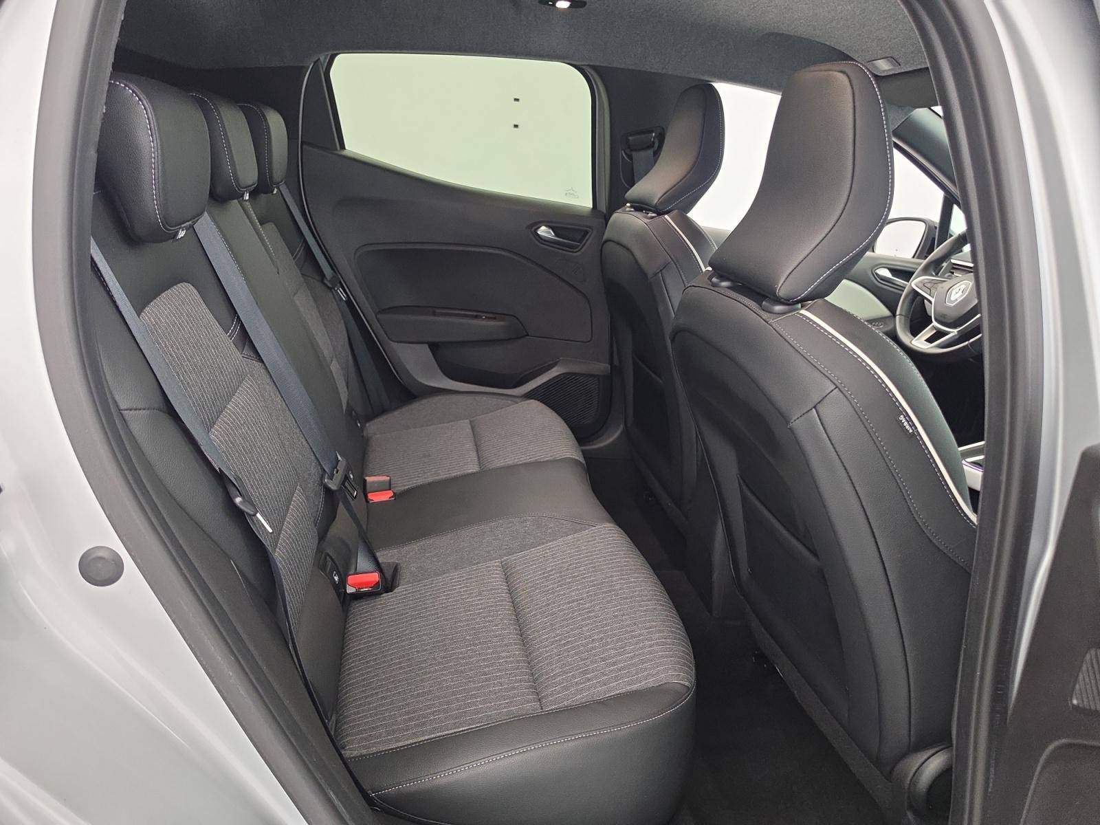 Vente en ligne Renault Clio 5 Clio TCe 90 au prix de 14 490 €