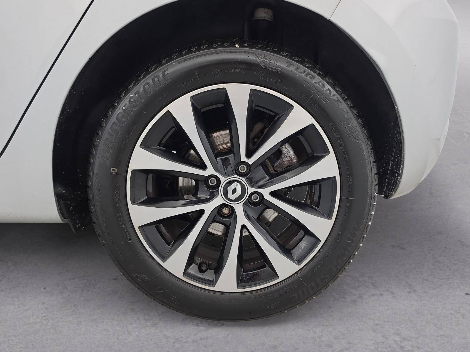 Vente en ligne Renault Clio 5 Clio TCe 90 au prix de 14 490 €