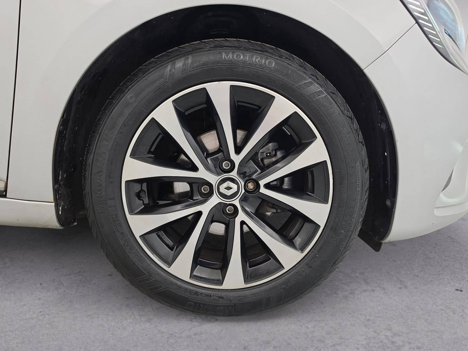 Vente en ligne Renault Clio 5 Clio TCe 90 au prix de 14 490 €