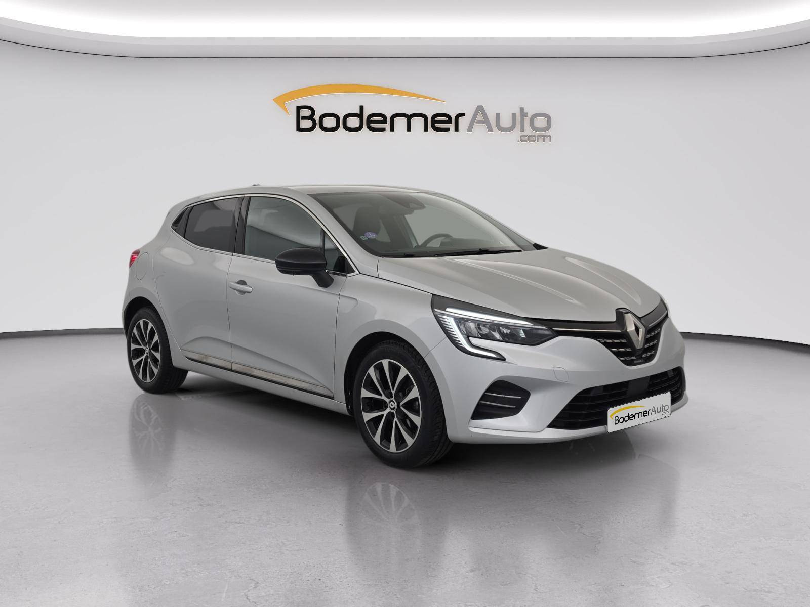 Vente en ligne Renault Clio 5 Clio TCe 90 au prix de 14 490 €