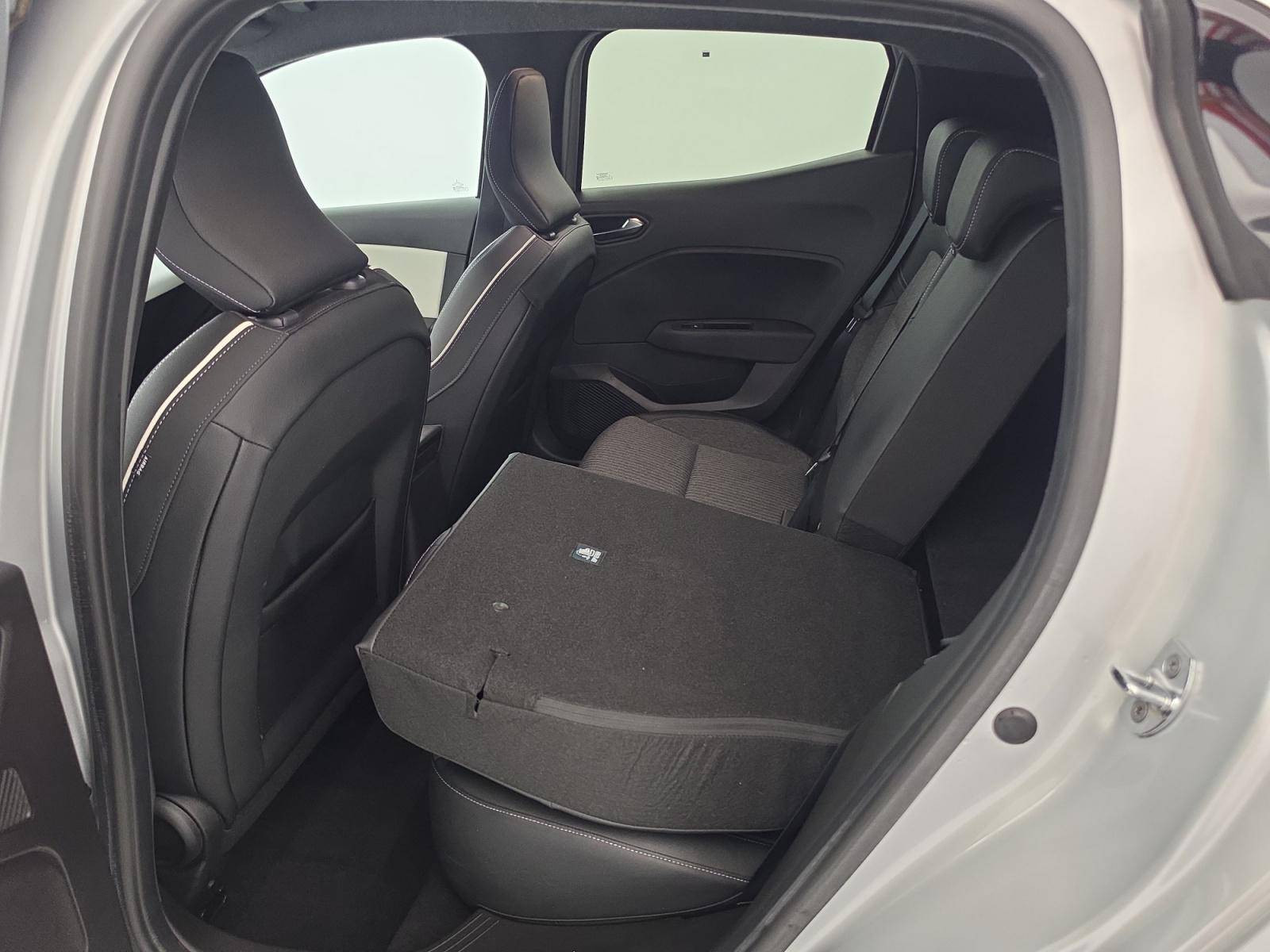Vente en ligne Renault Clio 5 Clio TCe 90 au prix de 14 490 €