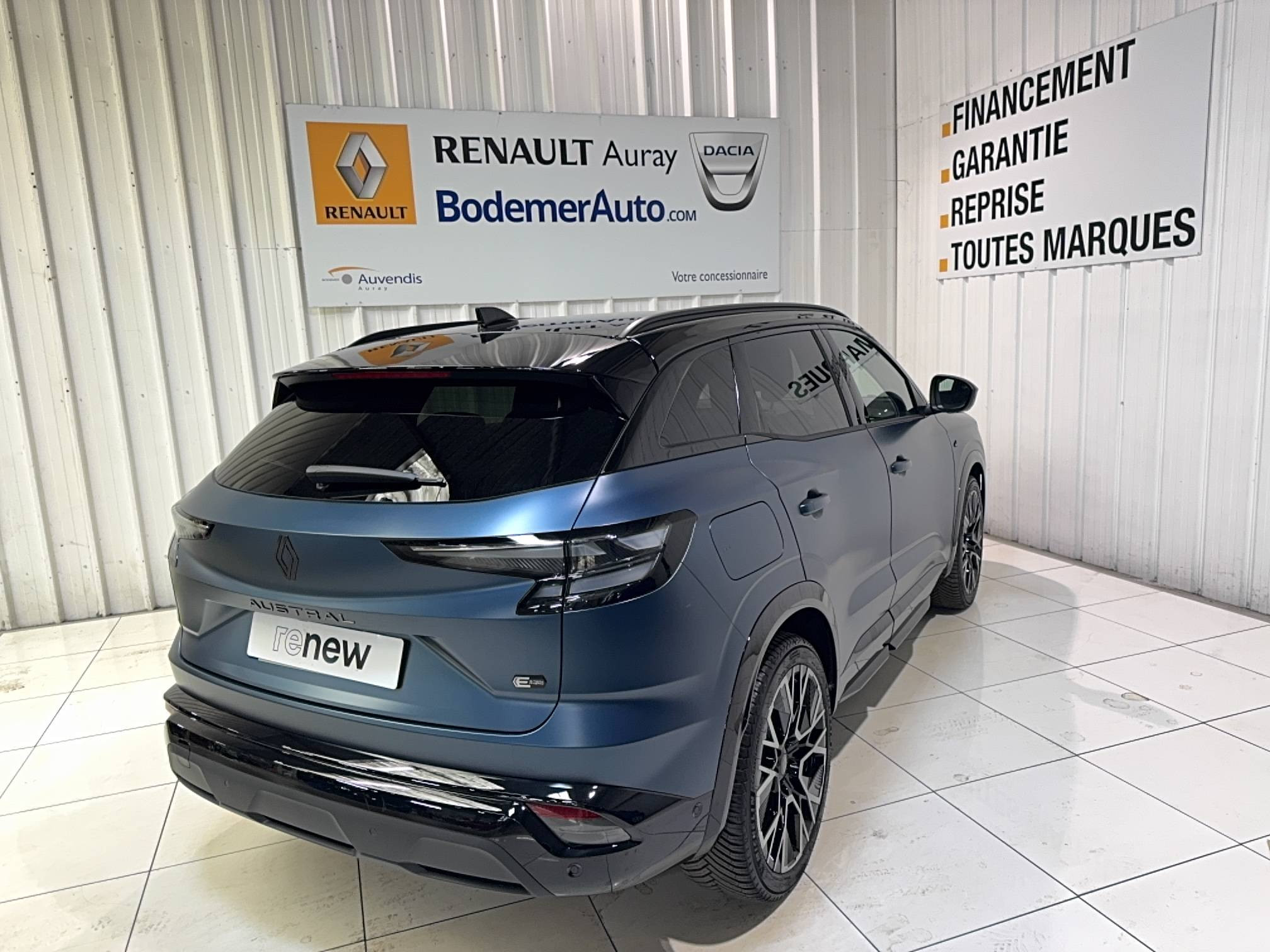 Renault Austral  full hybrid E-Tech 200 ch occasion de 2026 en vente à Auray