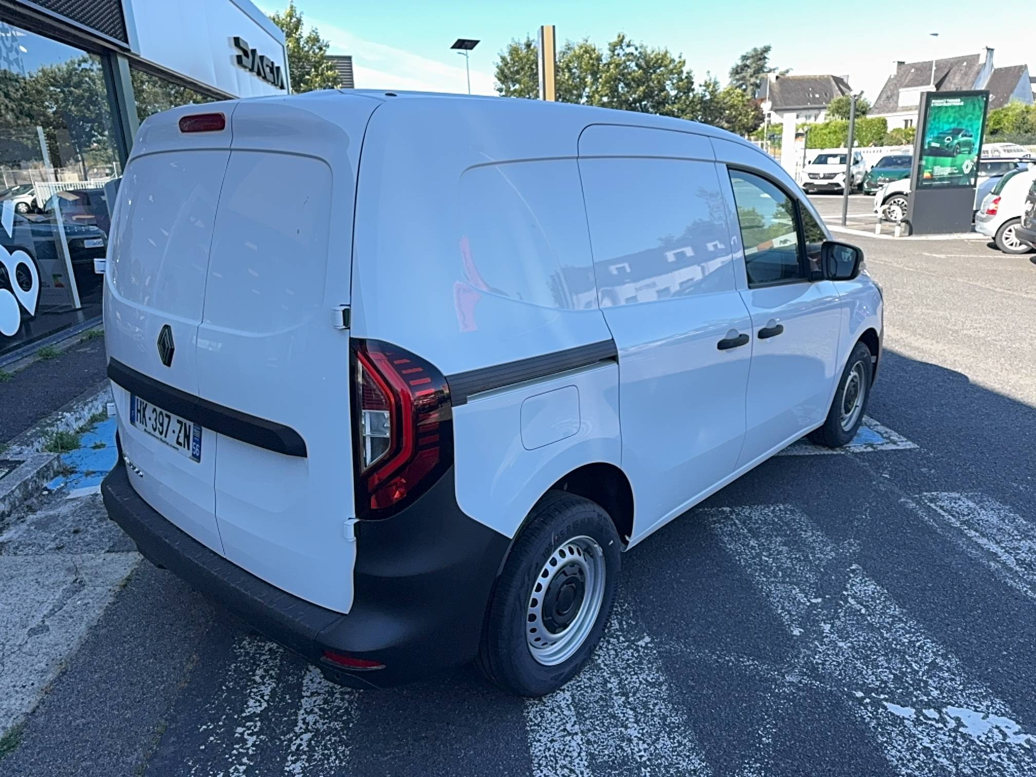 Renault Kangoo Van  FG TOLE DCI 95 L1 AUTO occasion de 2026 en vente à Auray