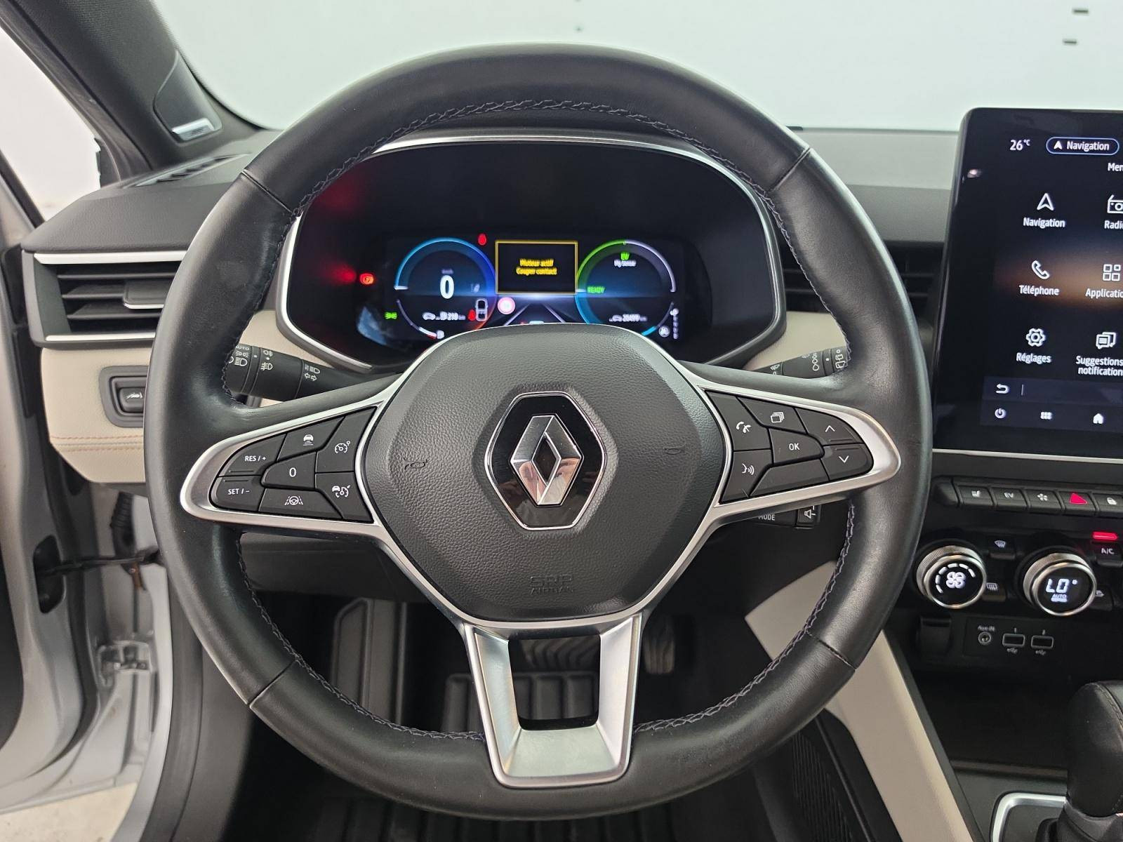 Vente en ligne Renault Clio 5 Clio E-Tech 140 - 21N au prix de 19 570 €