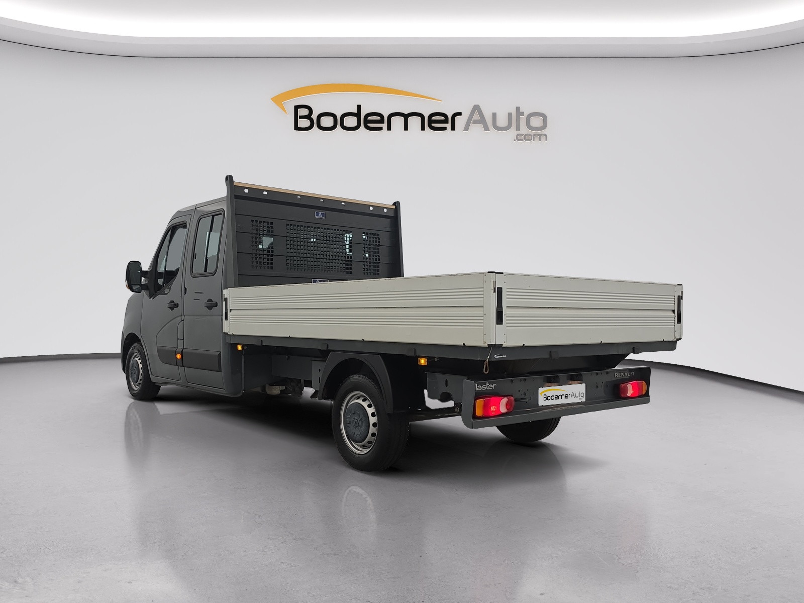 Vente en ligne Renault Master Benne MASTER BS TRAC F3500 L2 DCI 135 au prix de 24 990 €