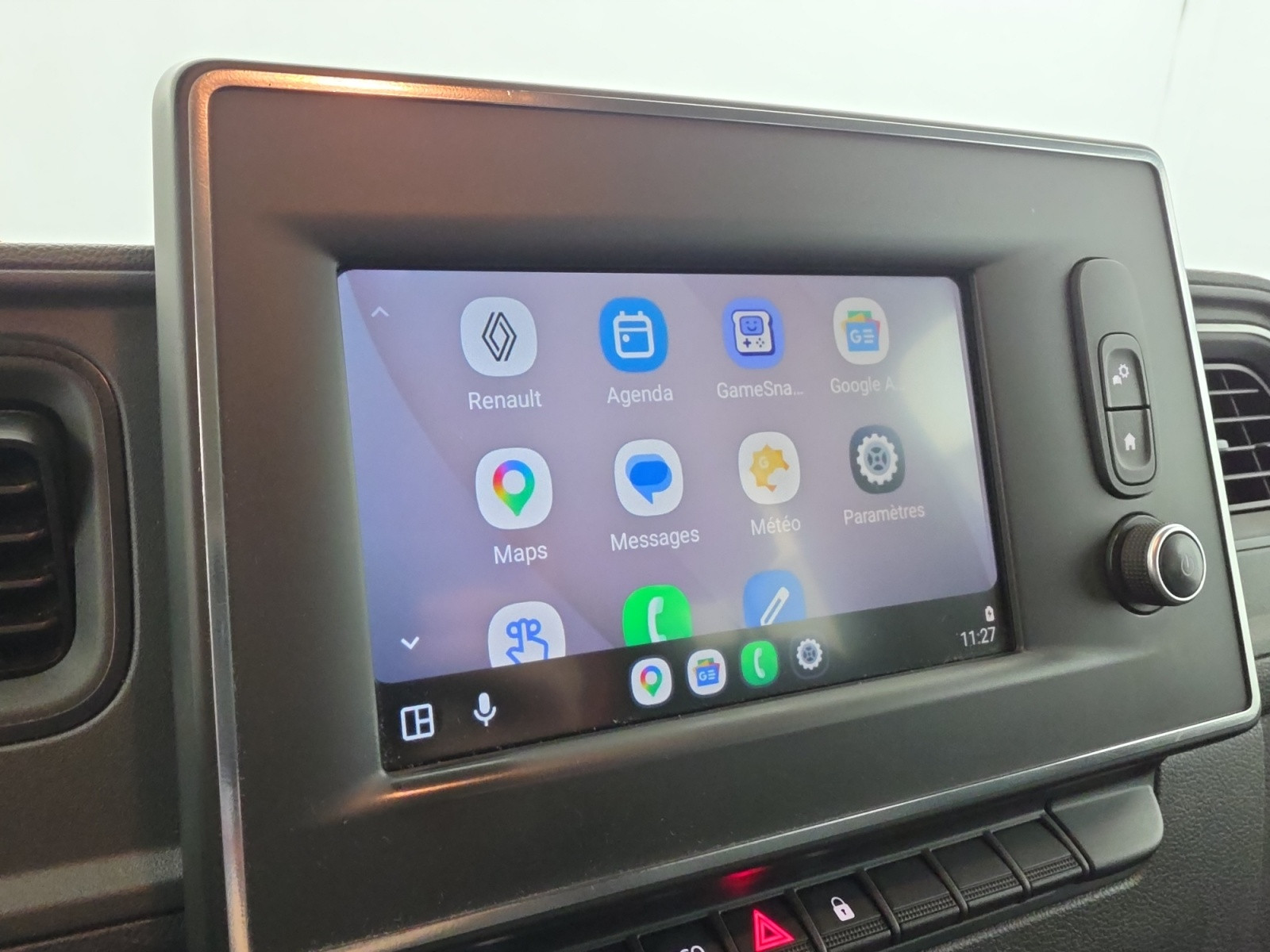Vente en ligne Renault Master Benne MASTER BS TRAC F3500 L2 DCI 135 au prix de 24 990 €