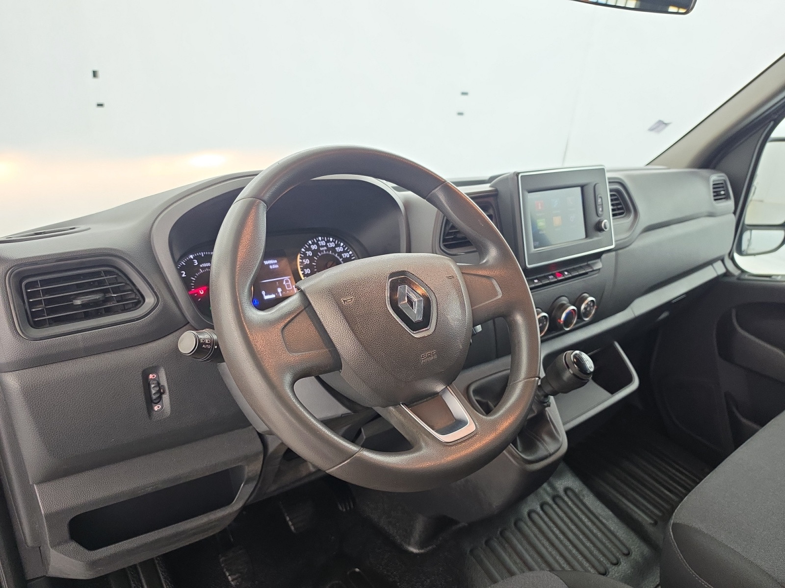 Vente en ligne Renault Master Benne MASTER BS TRAC F3500 L2 DCI 135 au prix de 24 990 €