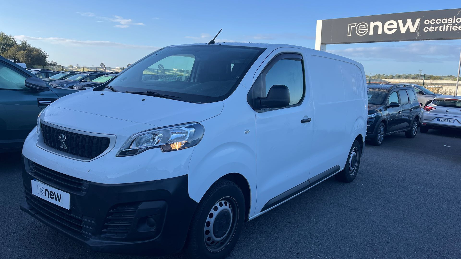 Peugeot Expert EXPERT FGN TOLE STANDARD 1.5 BLUEHDI 120 S&S BVM6 occasion de 2021 en vente à Lorient