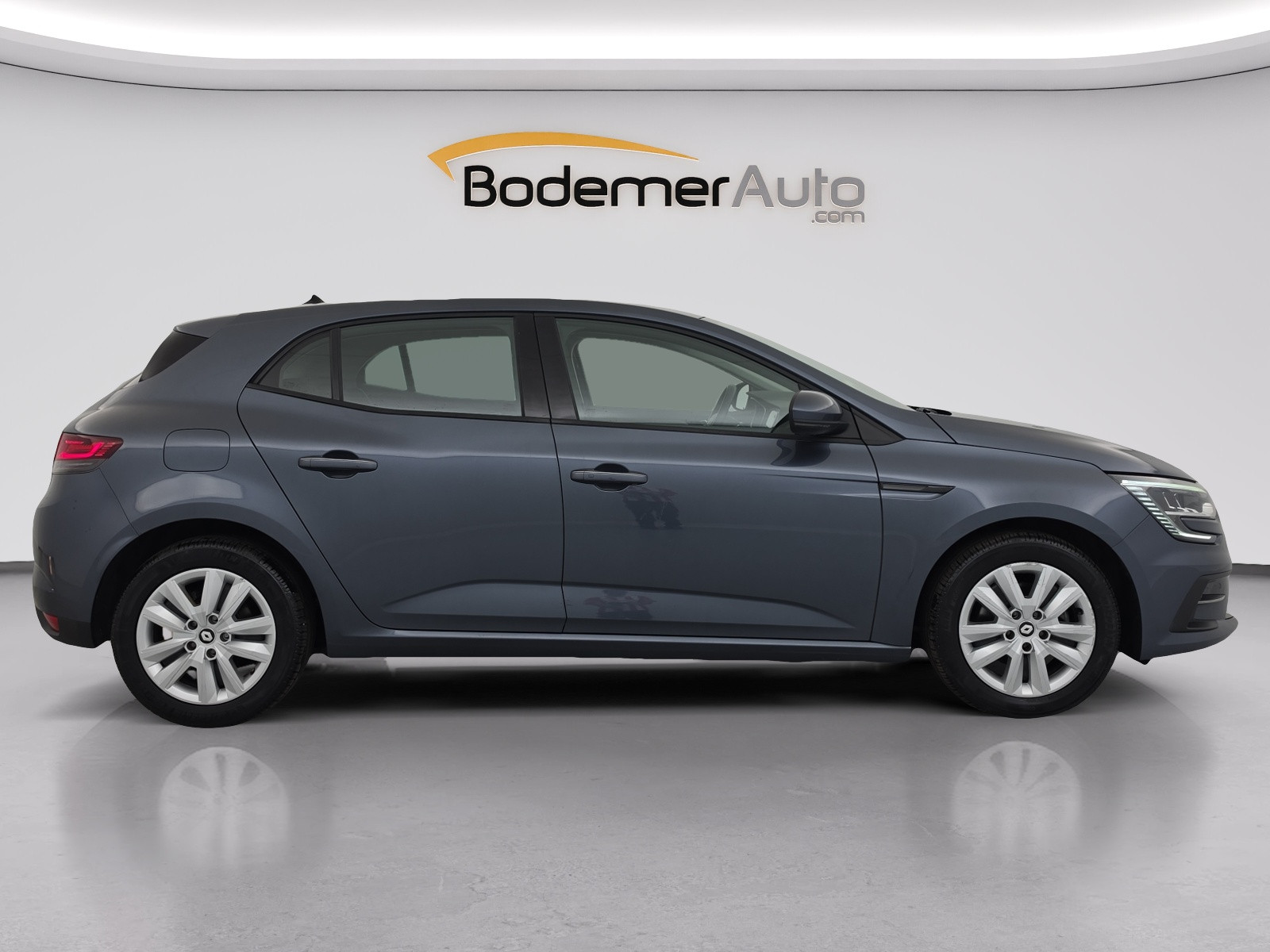 Vente en ligne Renault Megane 4 Mégane IV Berline Blue dCi 115 - 21N au prix de 15 490 €