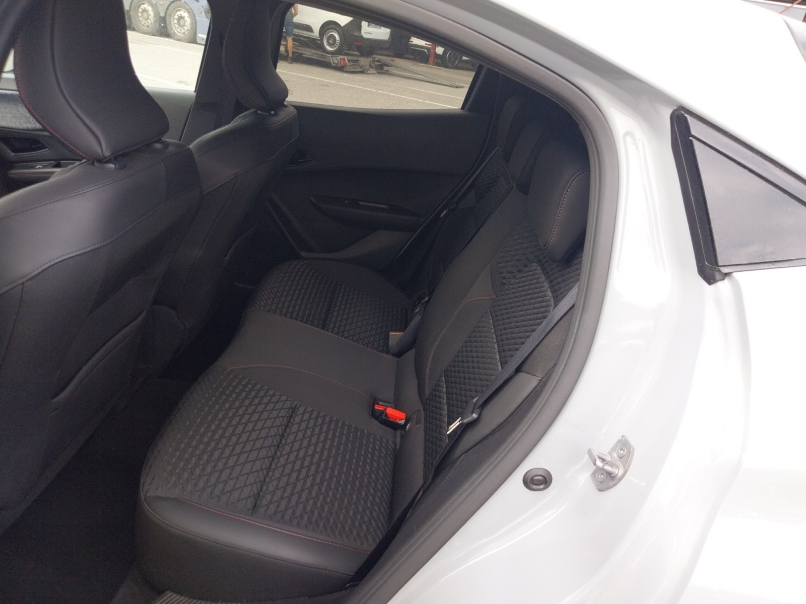 Vente en ligne Renault Clio 6 Clio TCe 115 ch au prix de 21 990 €