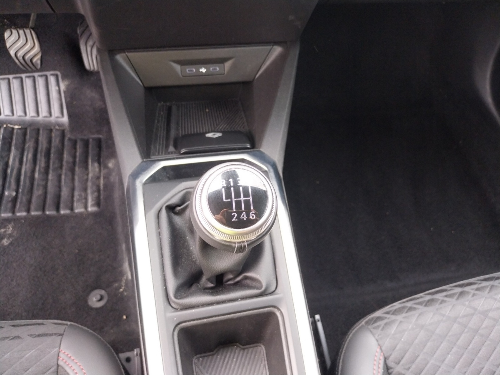 Vente en ligne Renault Clio 6 Clio TCe 115 ch au prix de 21 990 €