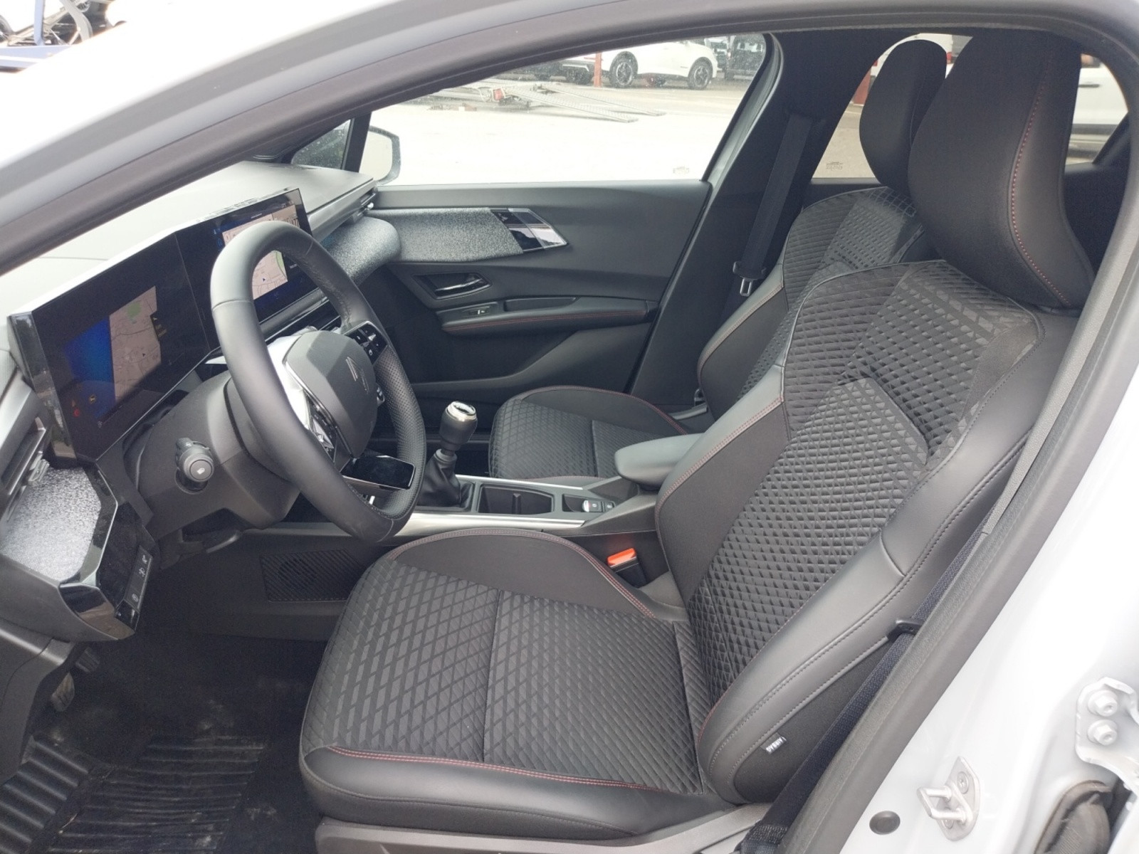 Vente en ligne Renault Clio 6 Clio TCe 115 ch au prix de 21 990 €