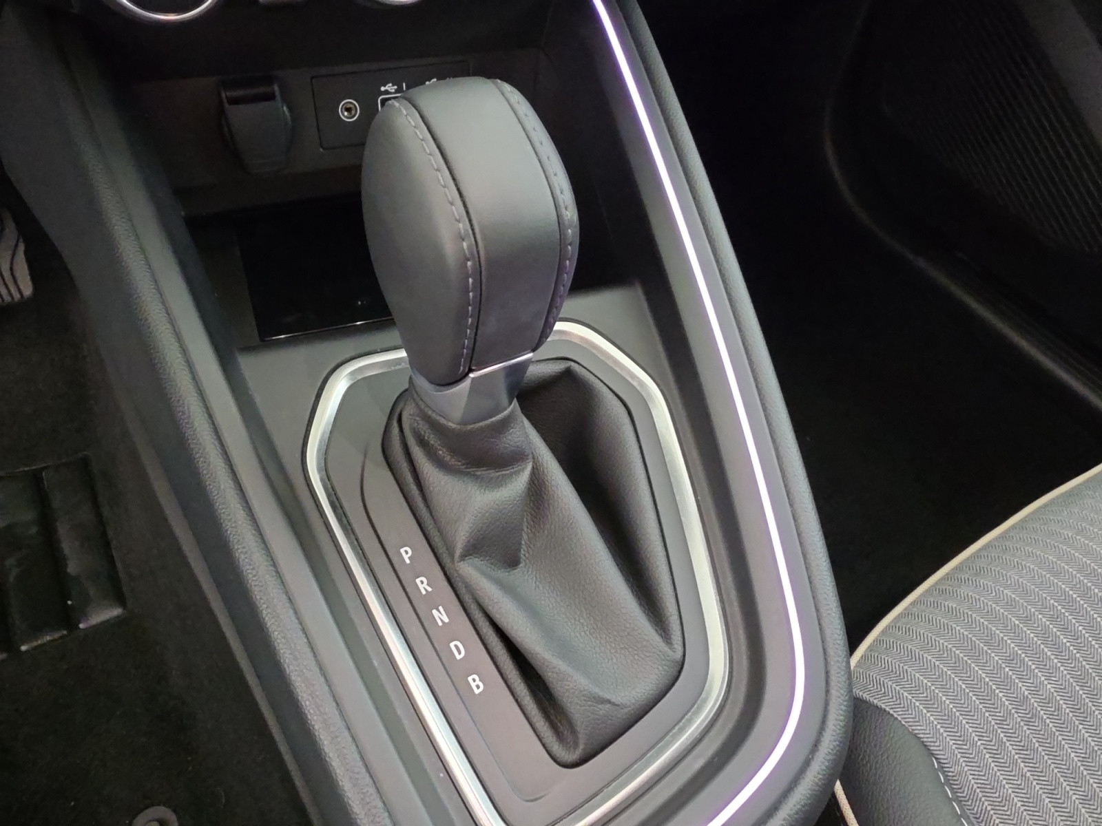 Vente en ligne Renault Clio 5 Clio E-Tech full hybrid 145 ch GSR2 au prix de 19 990 €