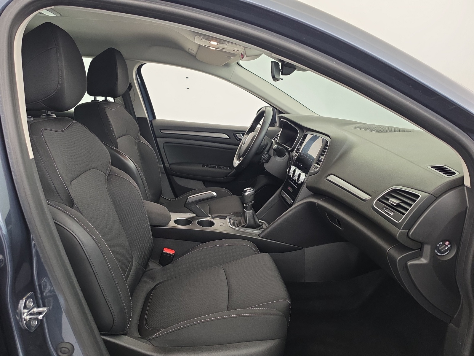 Vente en ligne Renault Megane 4 Mégane IV Berline Blue dCi 115 - 21N au prix de 15 490 €